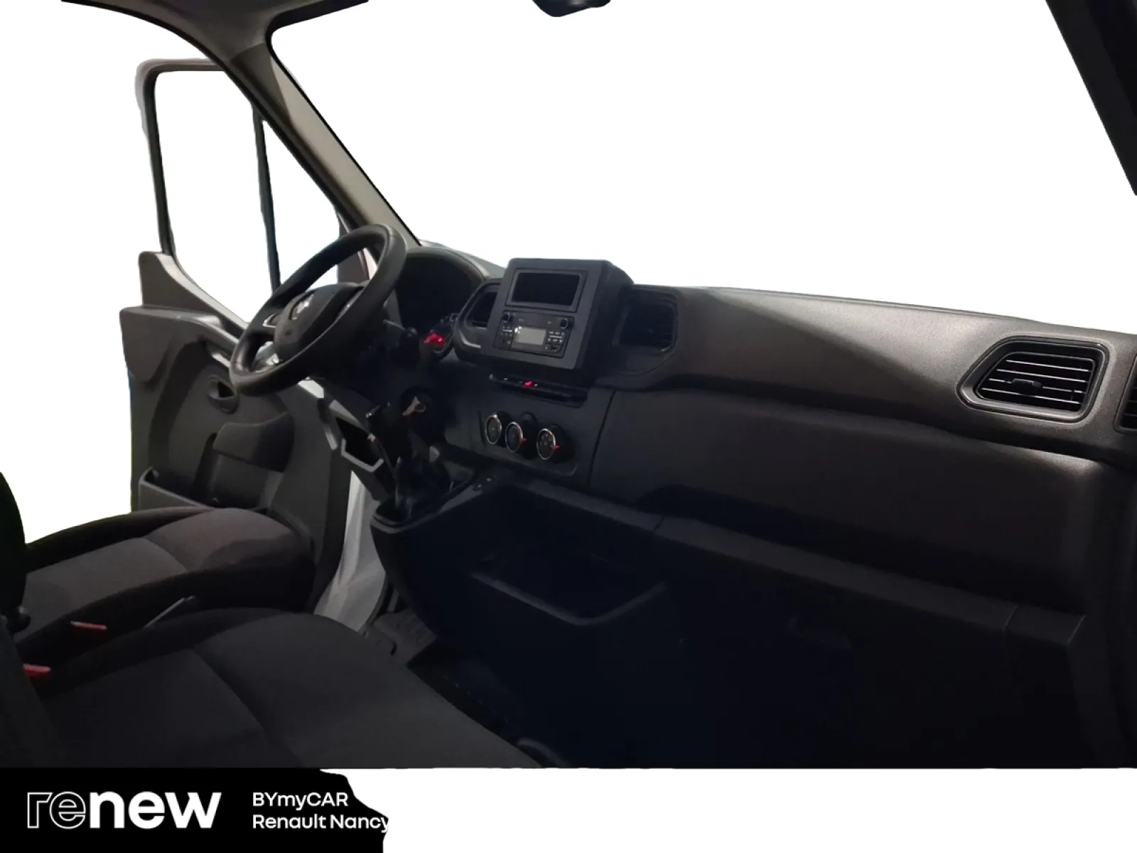 Acheter une renault MASTER FGN TRAC F3500 L3H3 BLUE DCI 135 d’occasion avec 27053km disponible immédiatement - photo 9