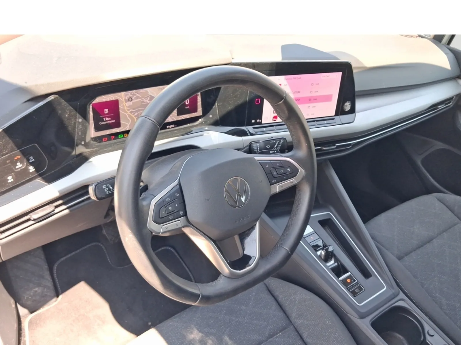 Acheter une volkswagen Golf SW 2.0 TDI SCR 116 DSG7 d’occasion avec 79685km disponible immédiatement - photo 10