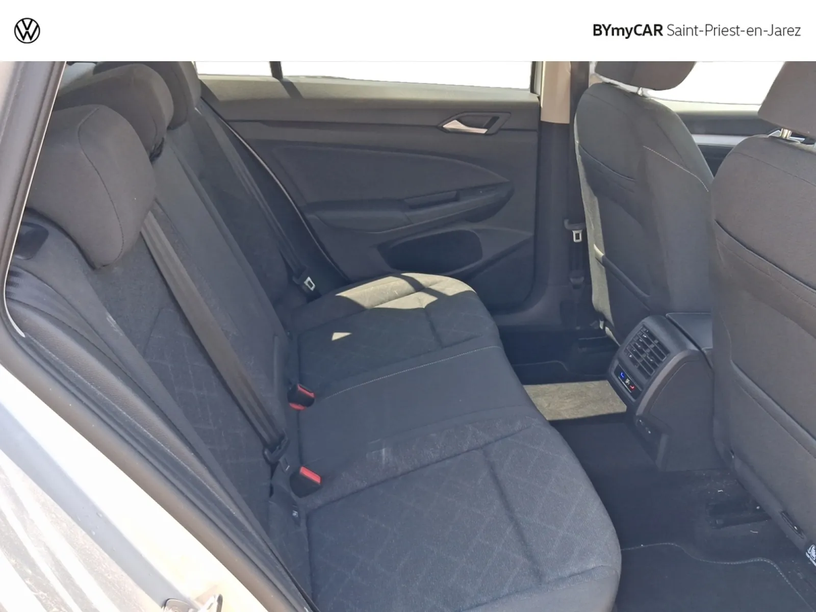 Acheter une volkswagen Golf SW 2.0 TDI SCR 116 DSG7 d’occasion avec 79685km disponible immédiatement - photo 14