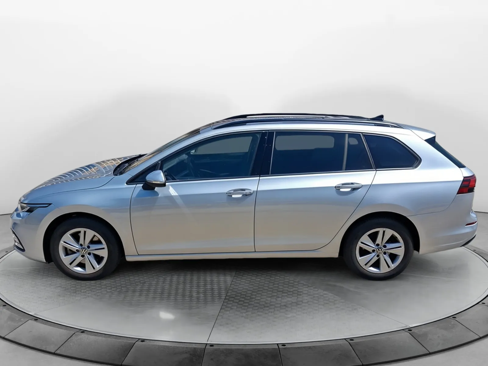 Acheter une volkswagen Golf SW 2.0 TDI SCR 116 DSG7 d’occasion avec 79685km disponible immédiatement - photo 2