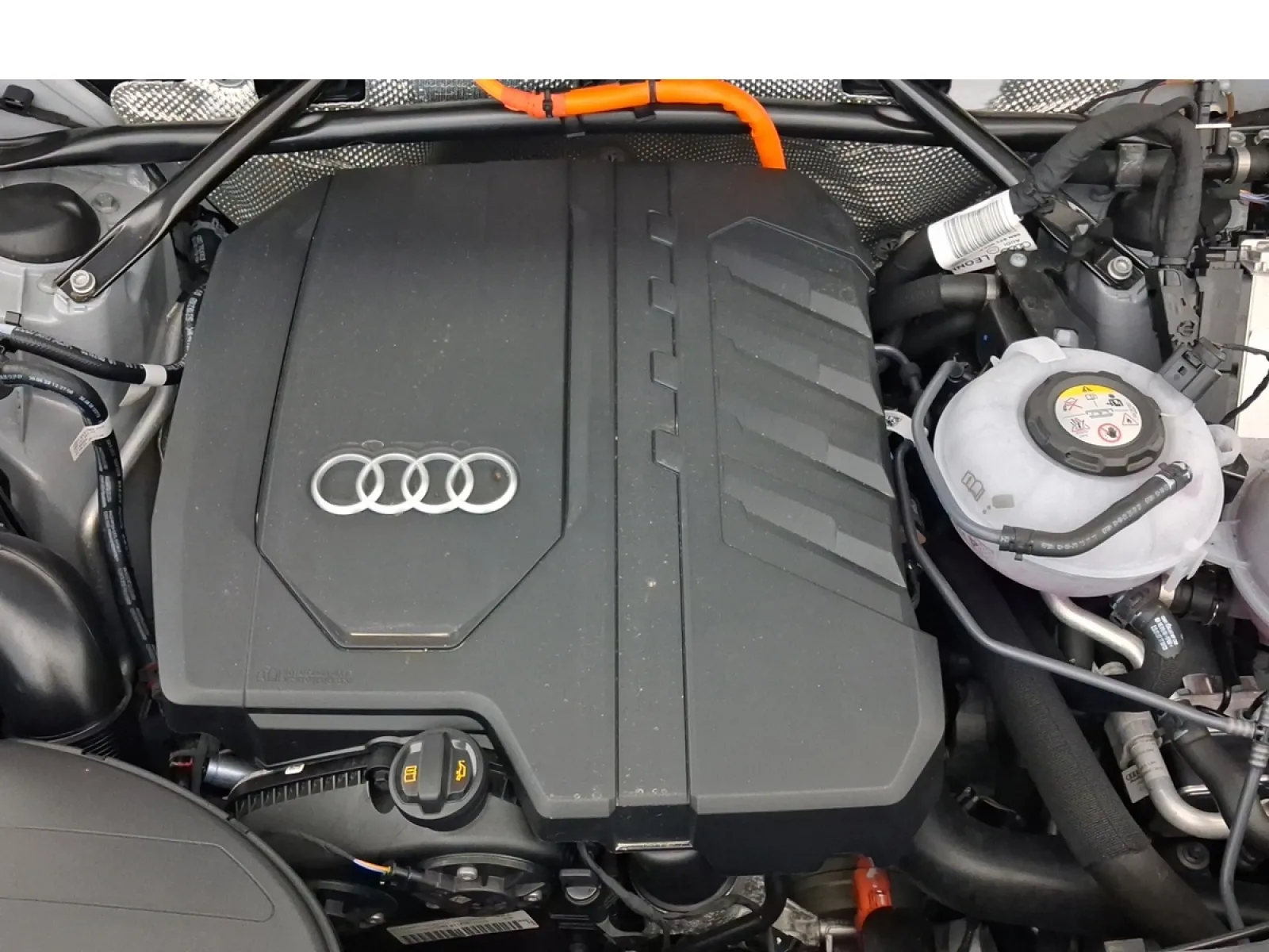 Acheter une audi Q5 Sportback 55 TFSIe 367 S tronic 7 Quattro d’occasion avec 26770km disponible immédiatement - photo 16