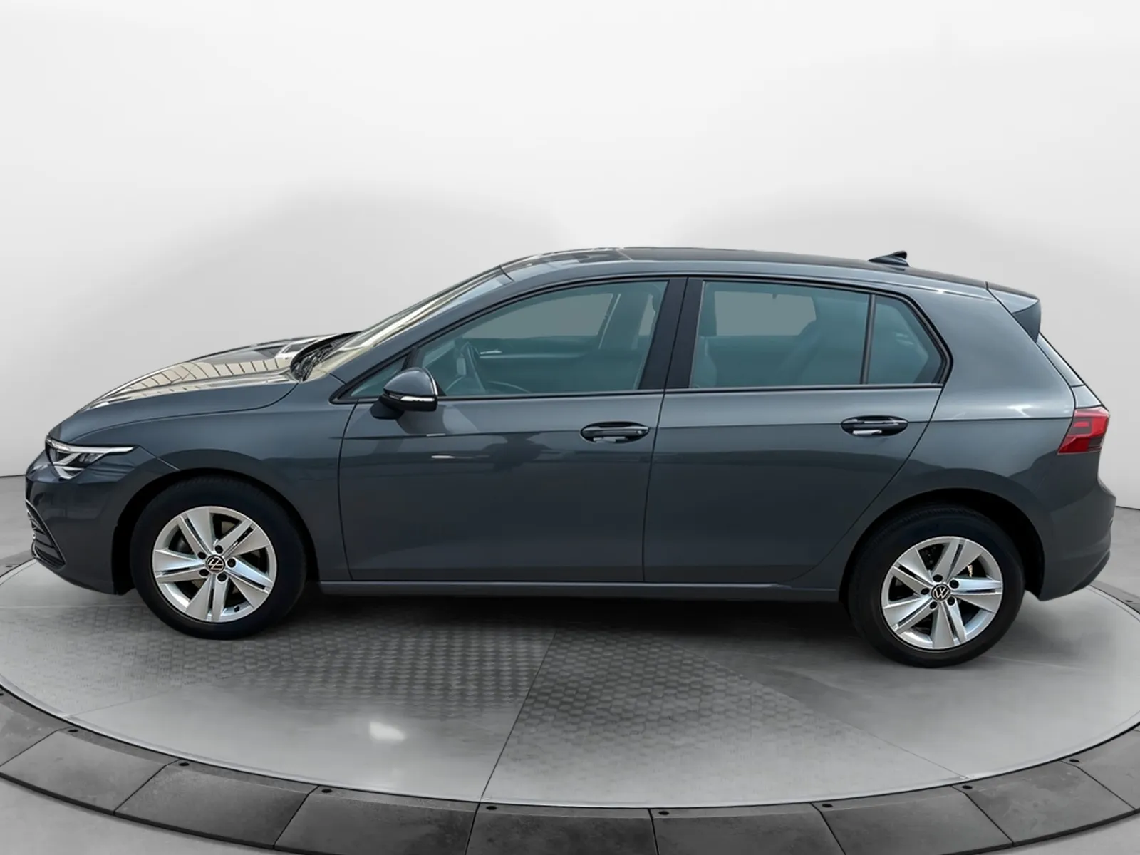 Acheter une volkswagen Golf 1.0 eTSI OPF 110 DSG7 d’occasion avec 59883km disponible immédiatement - photo 2