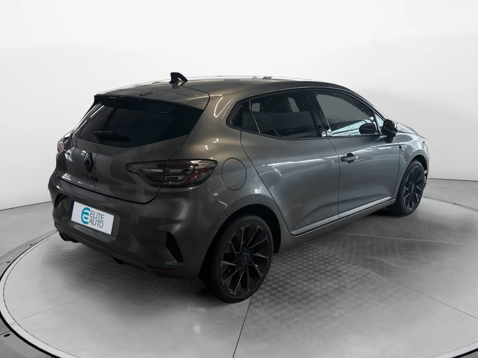 Acheter une renault Clio TCe 90 d’occasion avec 19671km disponible immédiatement - photo 5