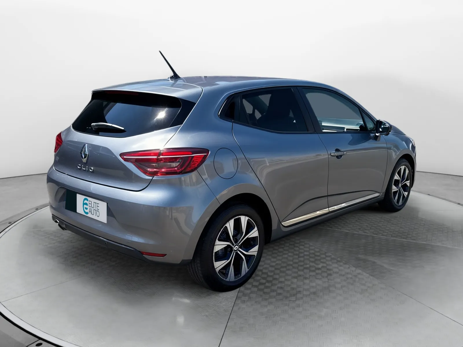 Acheter une renault Clio SCe 65 d’occasion avec 36563km disponible immédiatement - photo 5