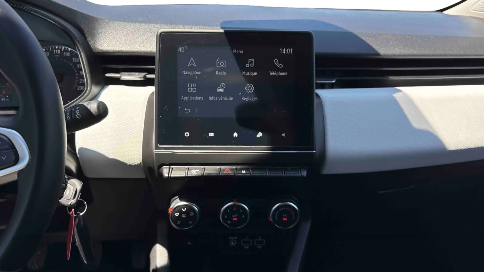 Acheter une renault Clio SCe 65 d’occasion avec 36563km disponible immédiatement - photo 11