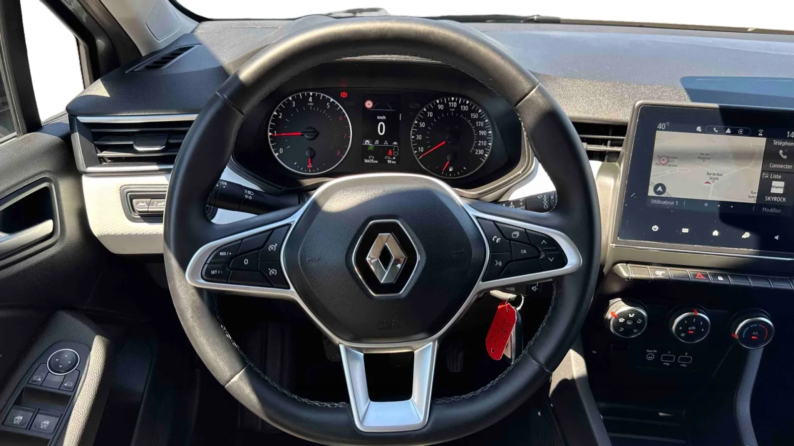 Acheter une renault Clio SCe 65 d’occasion avec 36563km disponible immédiatement - photo 22