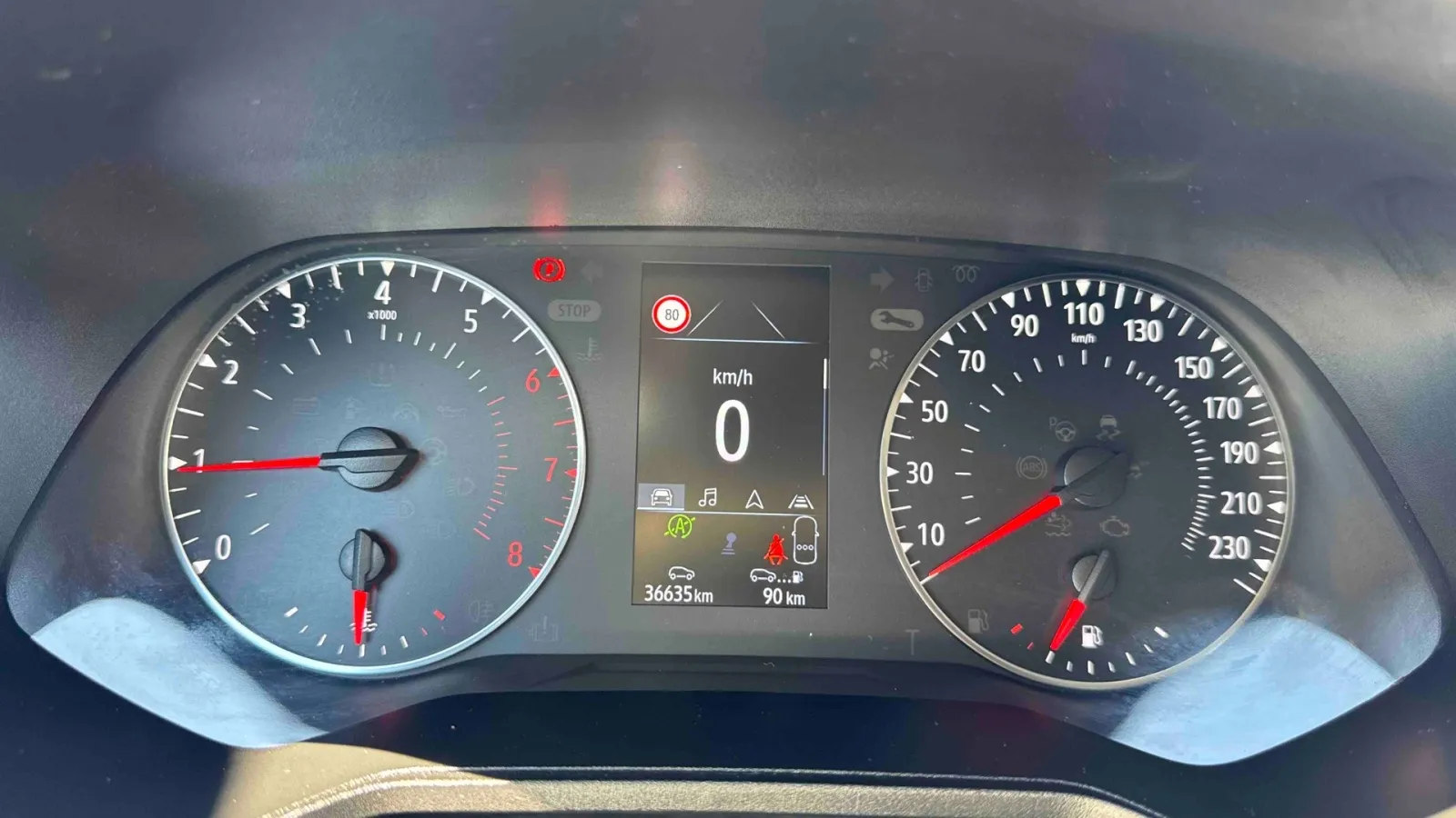 Acheter une renault Clio SCe 65 d’occasion avec 36563km disponible immédiatement - photo 10