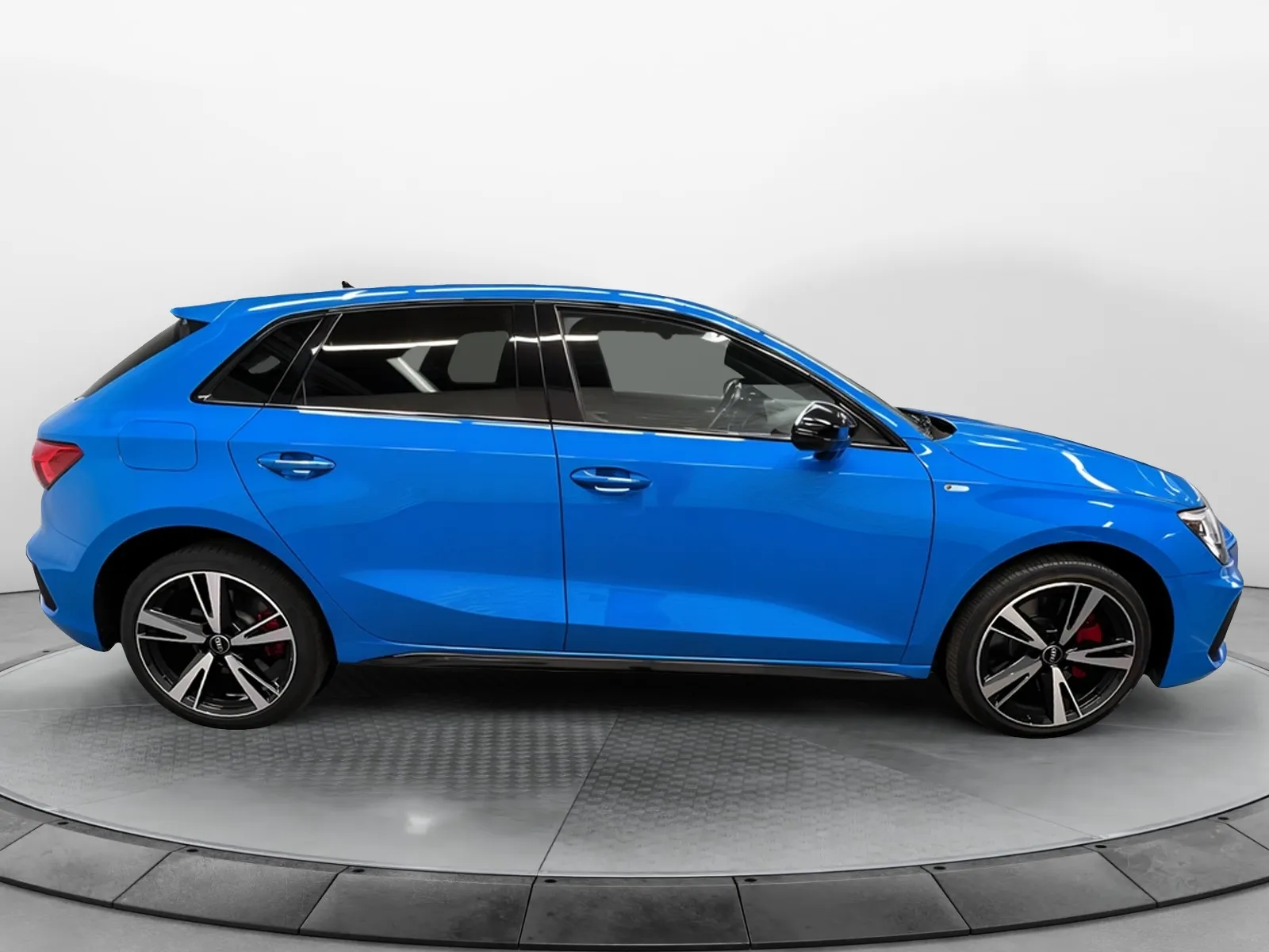 Acheter une audi A3 Sportback 45 TFSIe 245 S tronic 6 d’occasion avec 34965km disponible immédiatement - photo 6