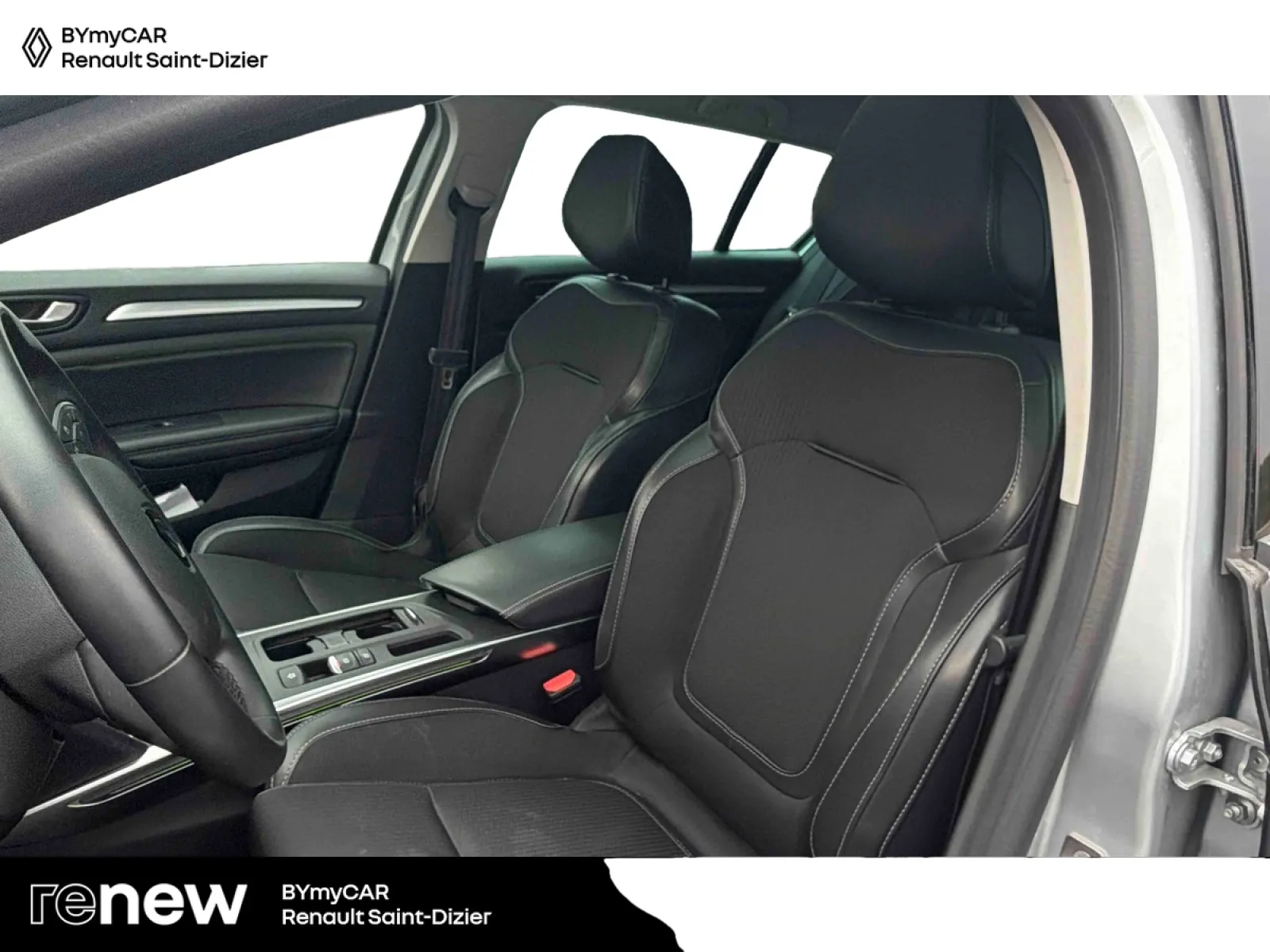 Acheter une renault Megane IV Estate Blue dCi 115 EDC d’occasion avec 71675km disponible immédiatement - photo 11