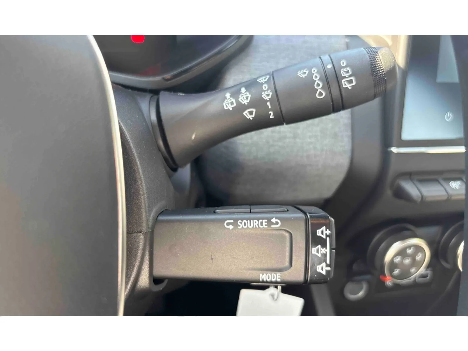 Acheter une renault Clio TCe 90 ch GSR2 d’occasion avec 1km disponible immédiatement - photo 20