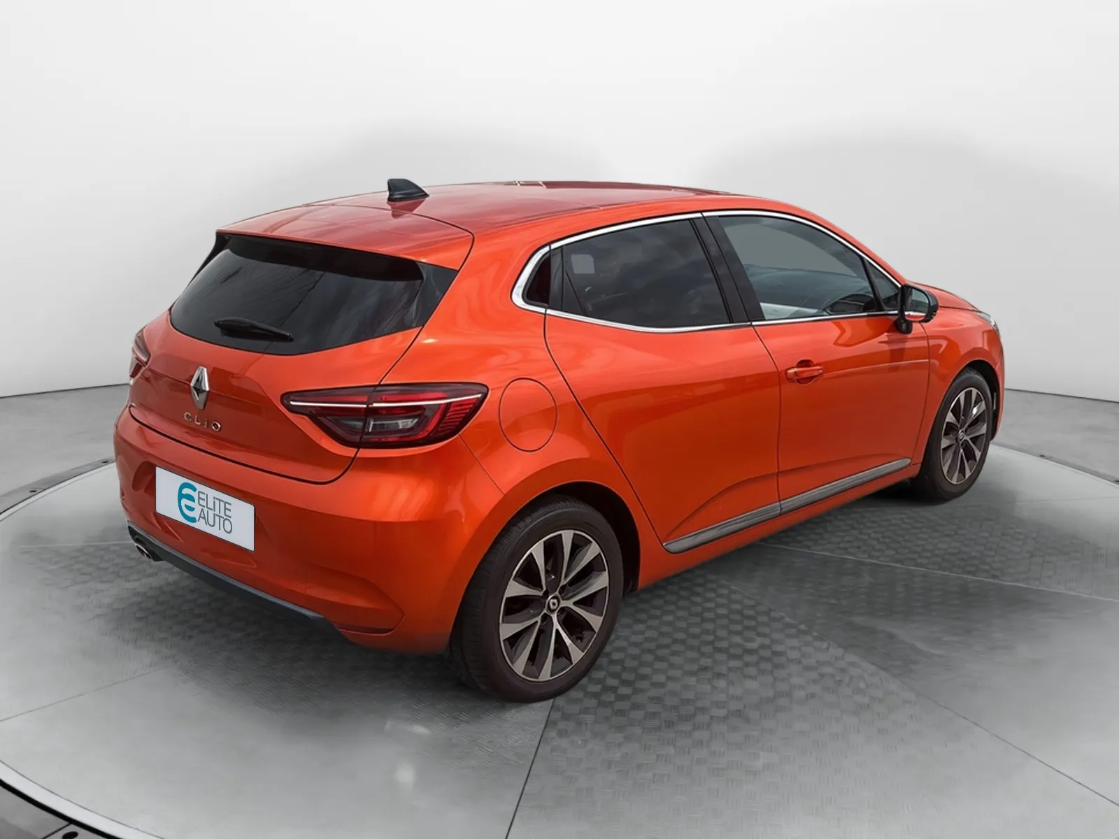 Acheter une renault Clio TCe 90 d’occasion avec 44948km disponible immédiatement - photo 5