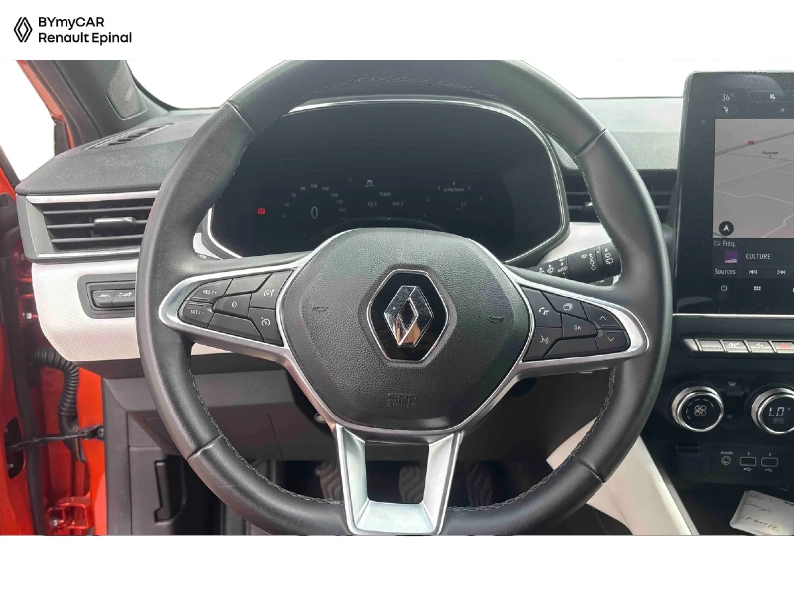 Acheter une renault Clio TCe 90 d’occasion avec 44948km disponible immédiatement - photo 10