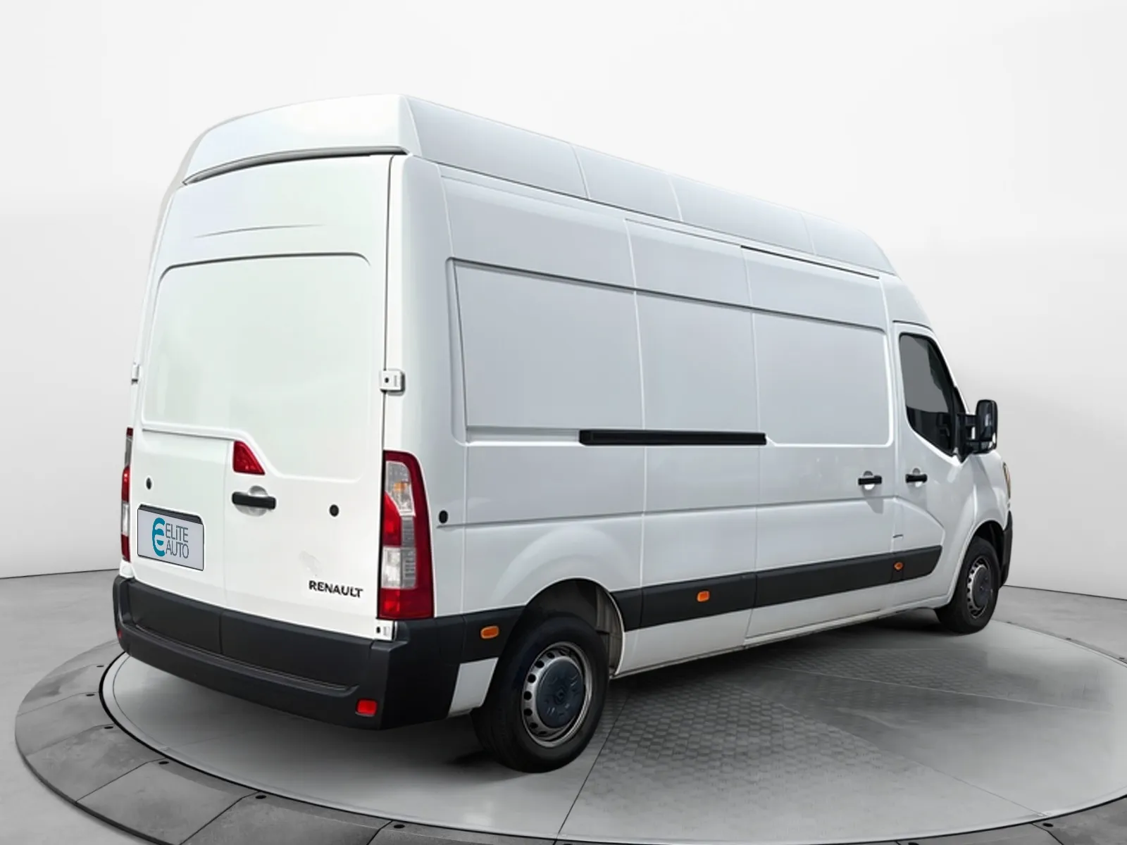 Acheter une renault MASTER FGN TRAC F3500 L3H3 BLUE DCI 135 d’occasion avec 21557km disponible immédiatement - photo 5