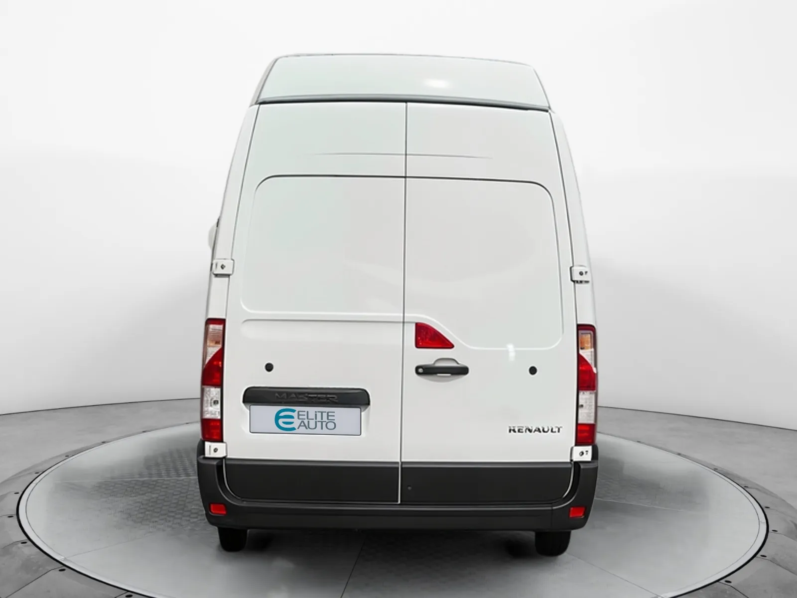Acheter une renault MASTER FGN TRAC F3500 L3H3 BLUE DCI 135 d’occasion avec 21557km disponible immédiatement - photo 4