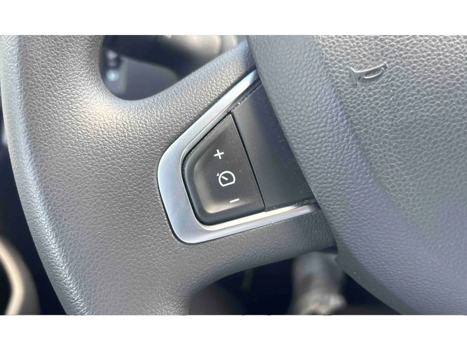 Acheter une renault MASTER FGN TRAC F3500 L3H3 BLUE DCI 135 d’occasion avec 20530km disponible immédiatement - photo 18