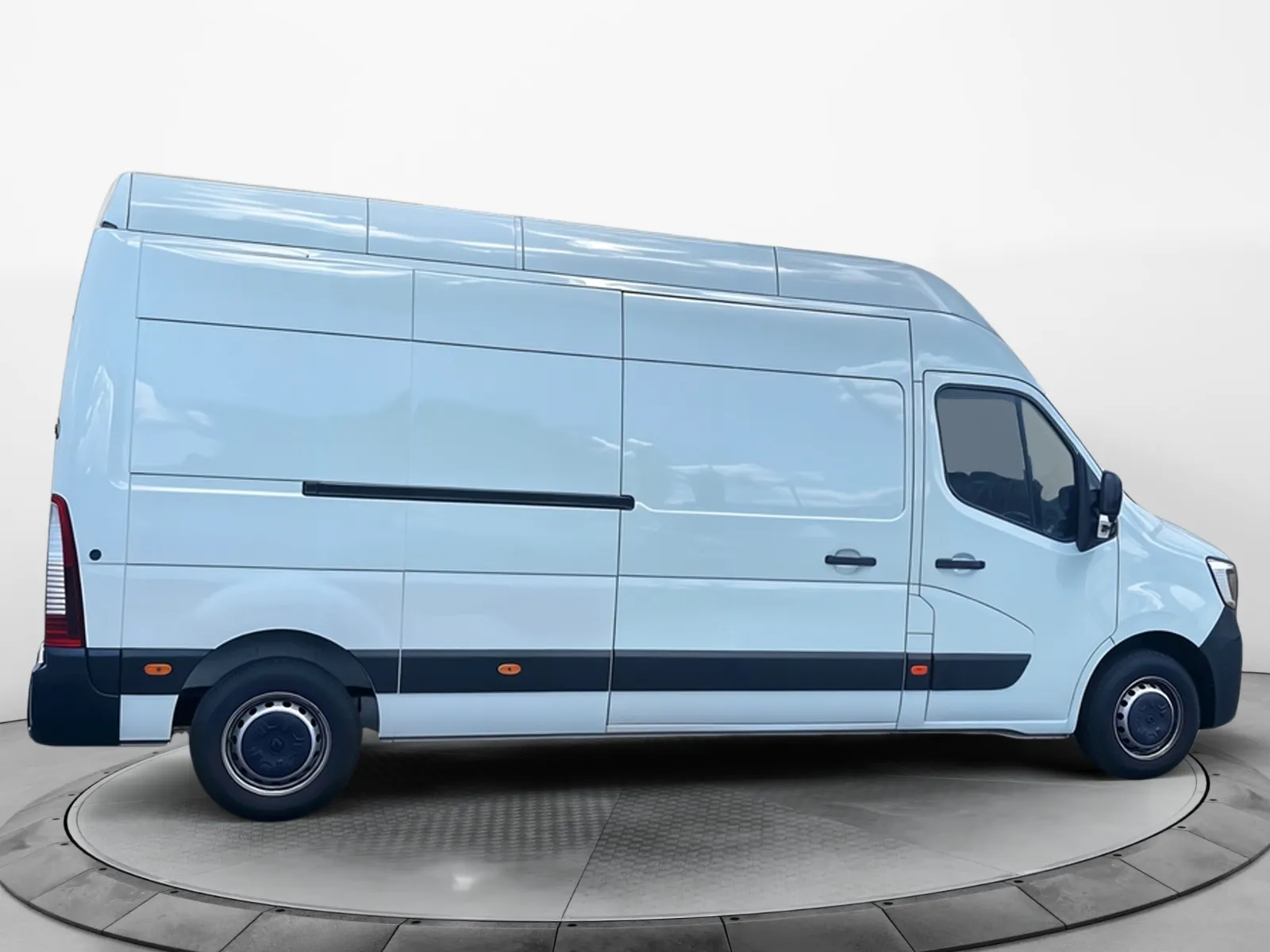Acheter une renault MASTER FGN TRAC F3500 L3H3 BLUE DCI 135 d’occasion avec 20530km disponible immédiatement - photo 6