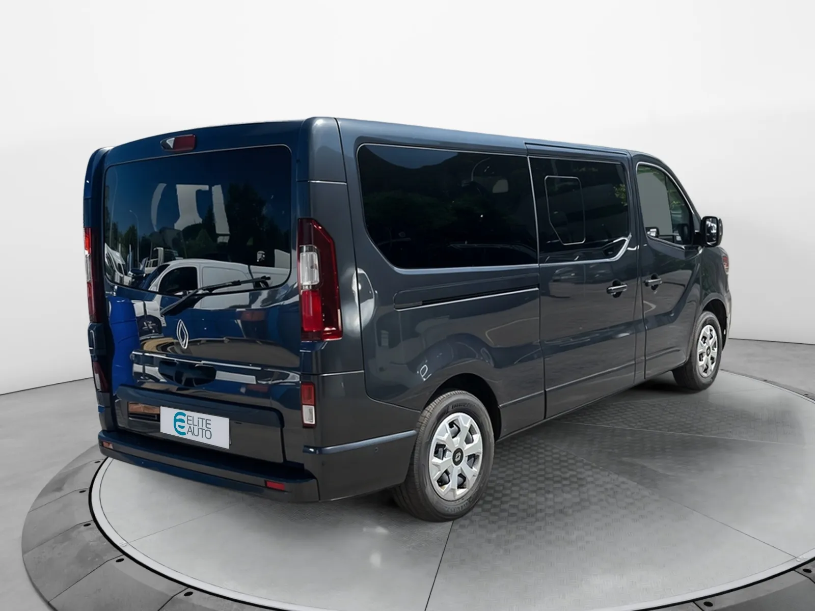 Acheter une renault Trafic Blue dCi 150 d’occasion avec 28088km disponible immédiatement - photo 5