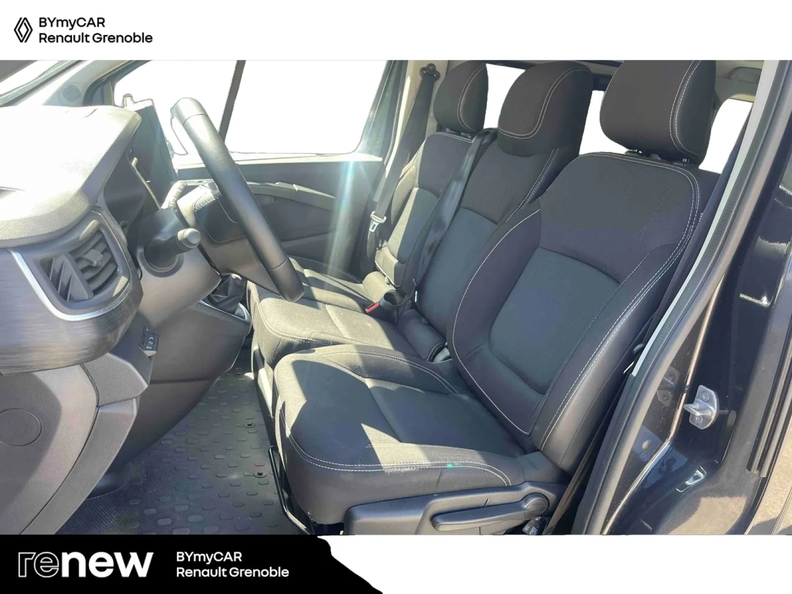 Acheter une renault Trafic Blue dCi 150 d’occasion avec 28088km disponible immédiatement - photo 11
