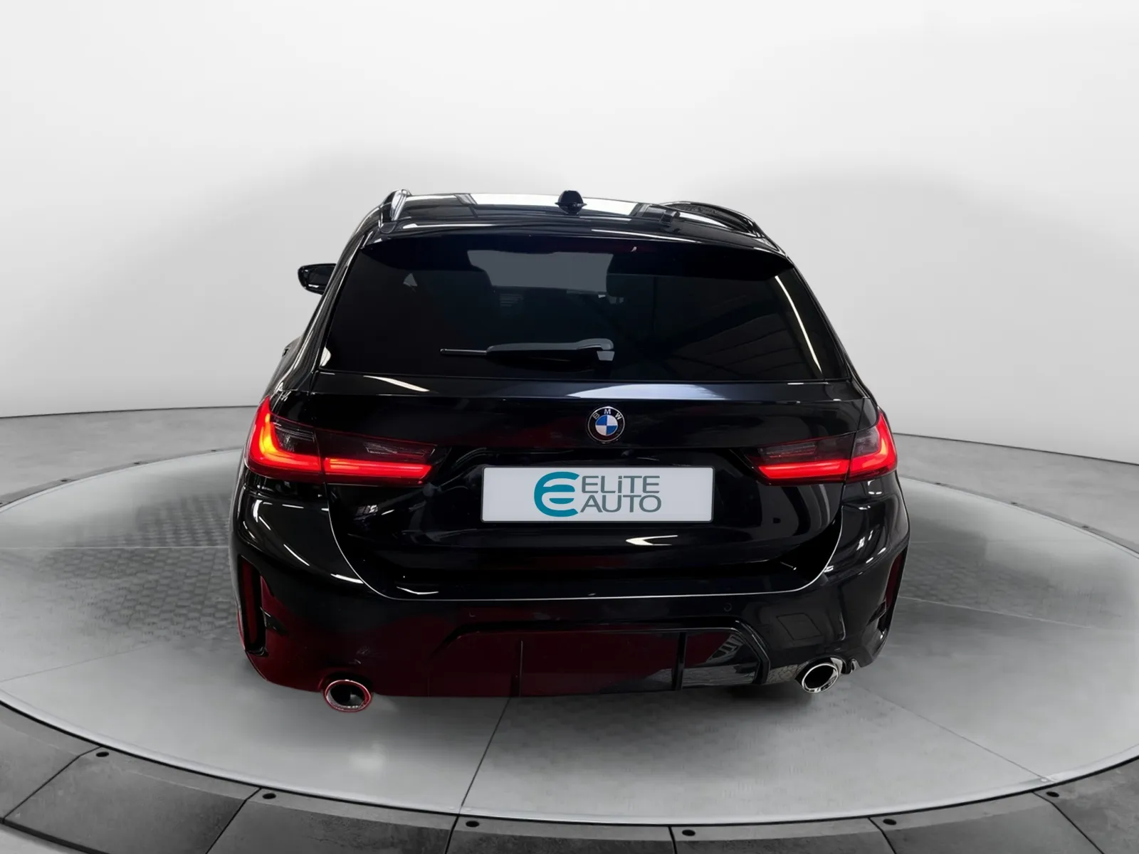 Acheter une bmw Touring 320d xDrive 190 ch BVA8 d’occasion avec 62528km disponible immédiatement - photo 4