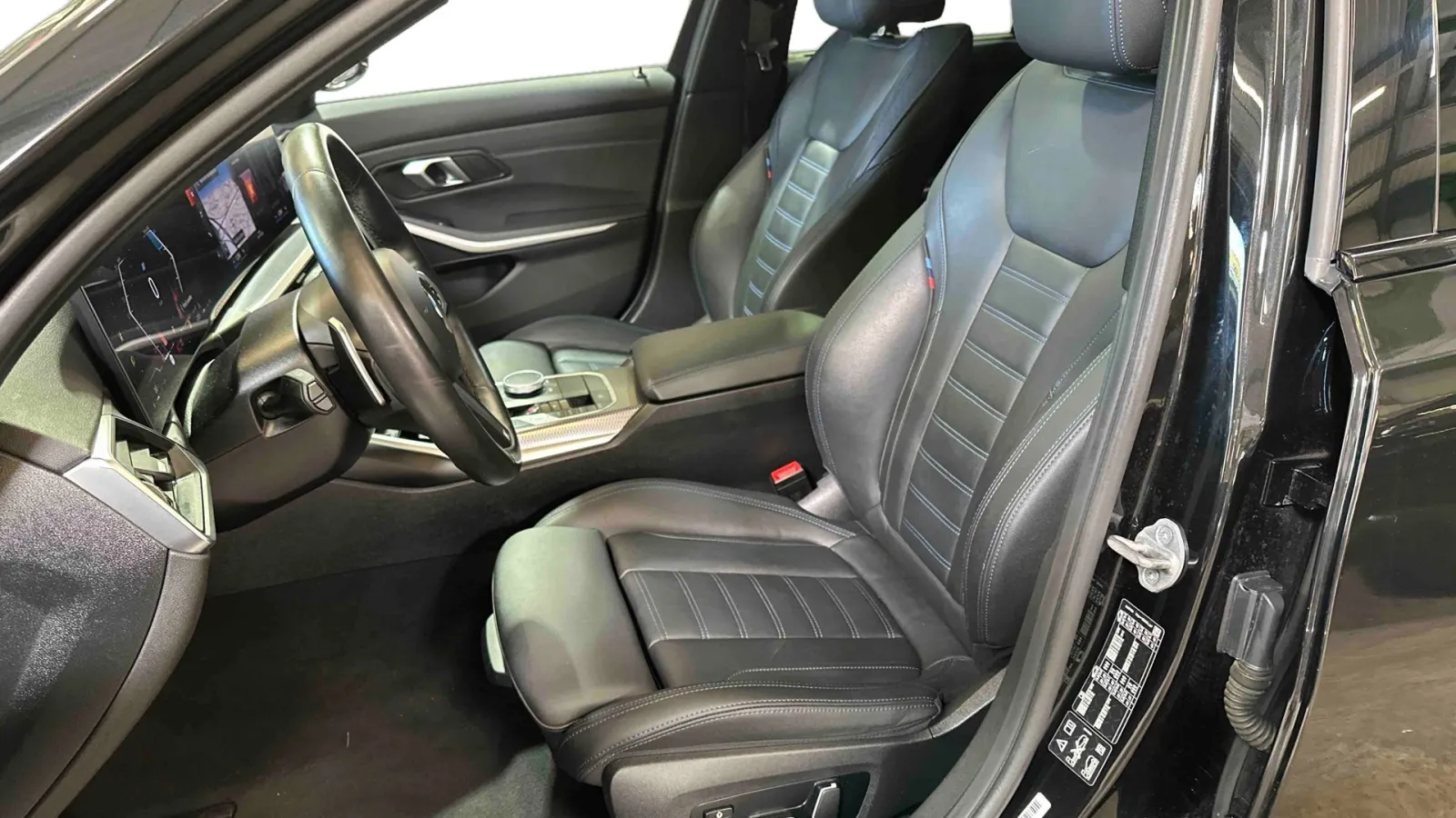 Acheter une bmw Touring 320d xDrive 190 ch BVA8 d’occasion avec 62528km disponible immédiatement - photo 23