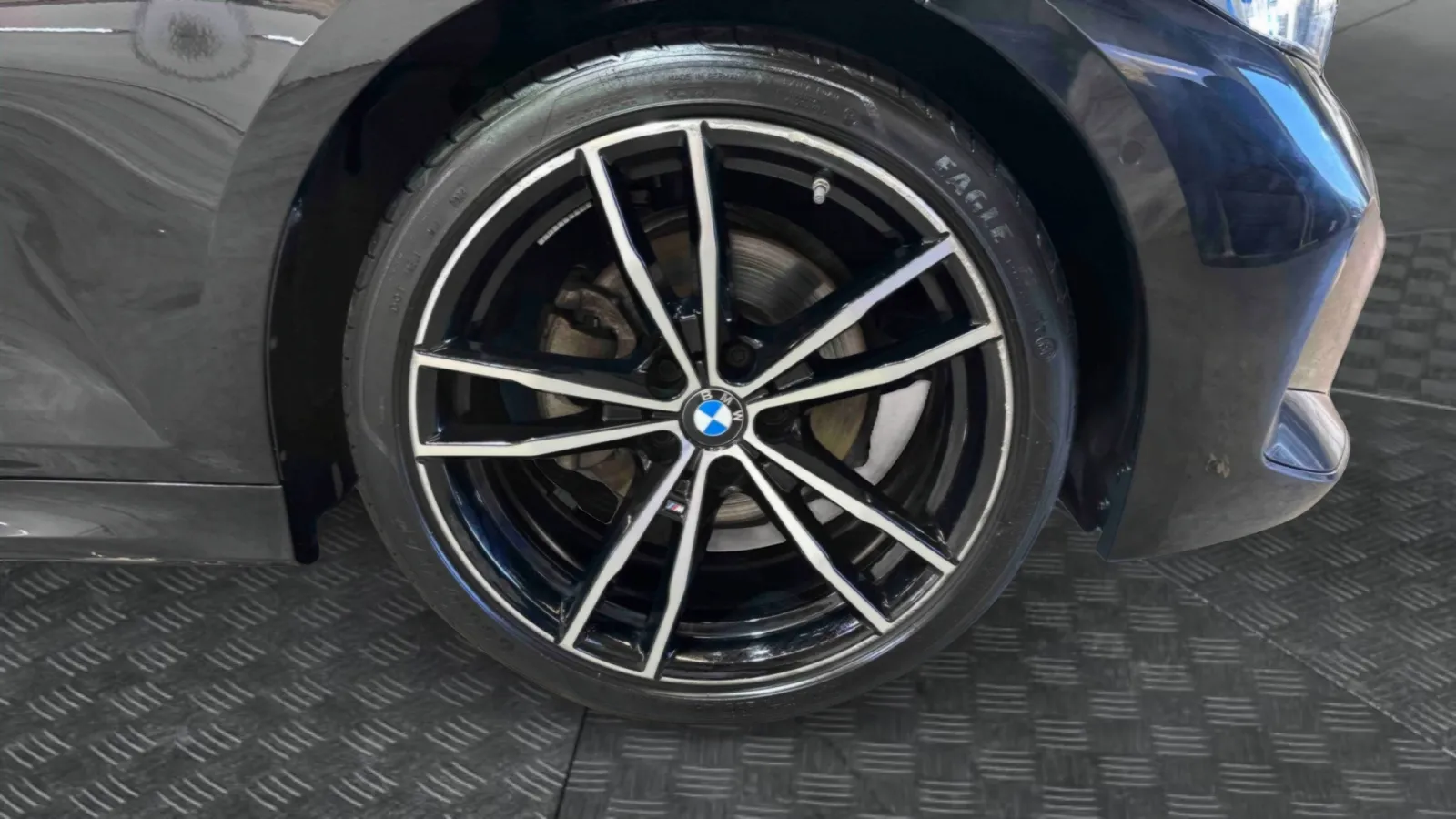 Acheter une bmw Touring 320d xDrive 190 ch BVA8 d’occasion avec 62528km disponible immédiatement - photo 20