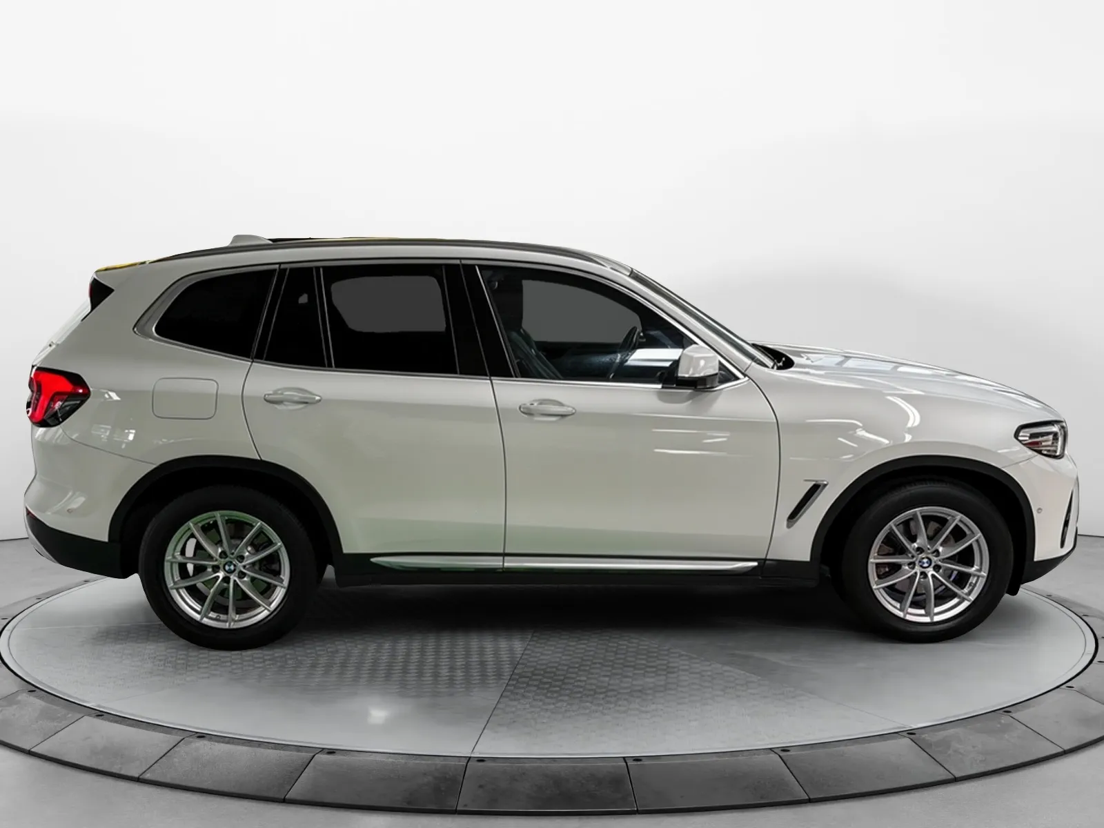 Acheter une bmw X3 sDrive 18d 150ch BVA8 d’occasion avec 71678km disponible immédiatement - photo 6