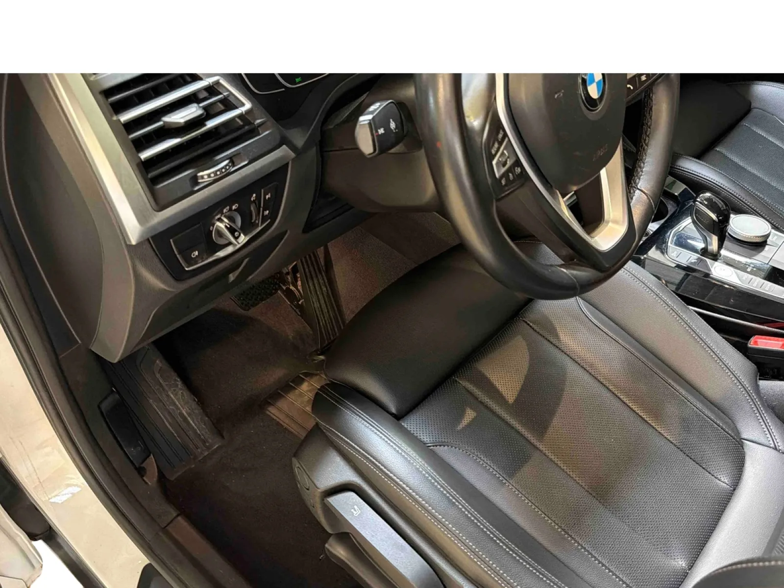 Acheter une bmw X3 sDrive 18d 150ch BVA8 d’occasion avec 71678km disponible immédiatement - photo 29