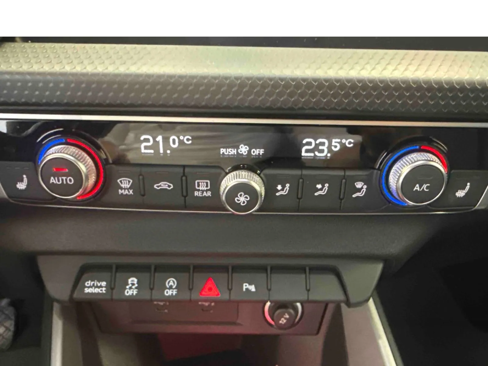 Acheter une audi A1 Citycarver 30 TFSI 110 ch BVM6 d’occasion avec 66058km disponible immédiatement - photo 27