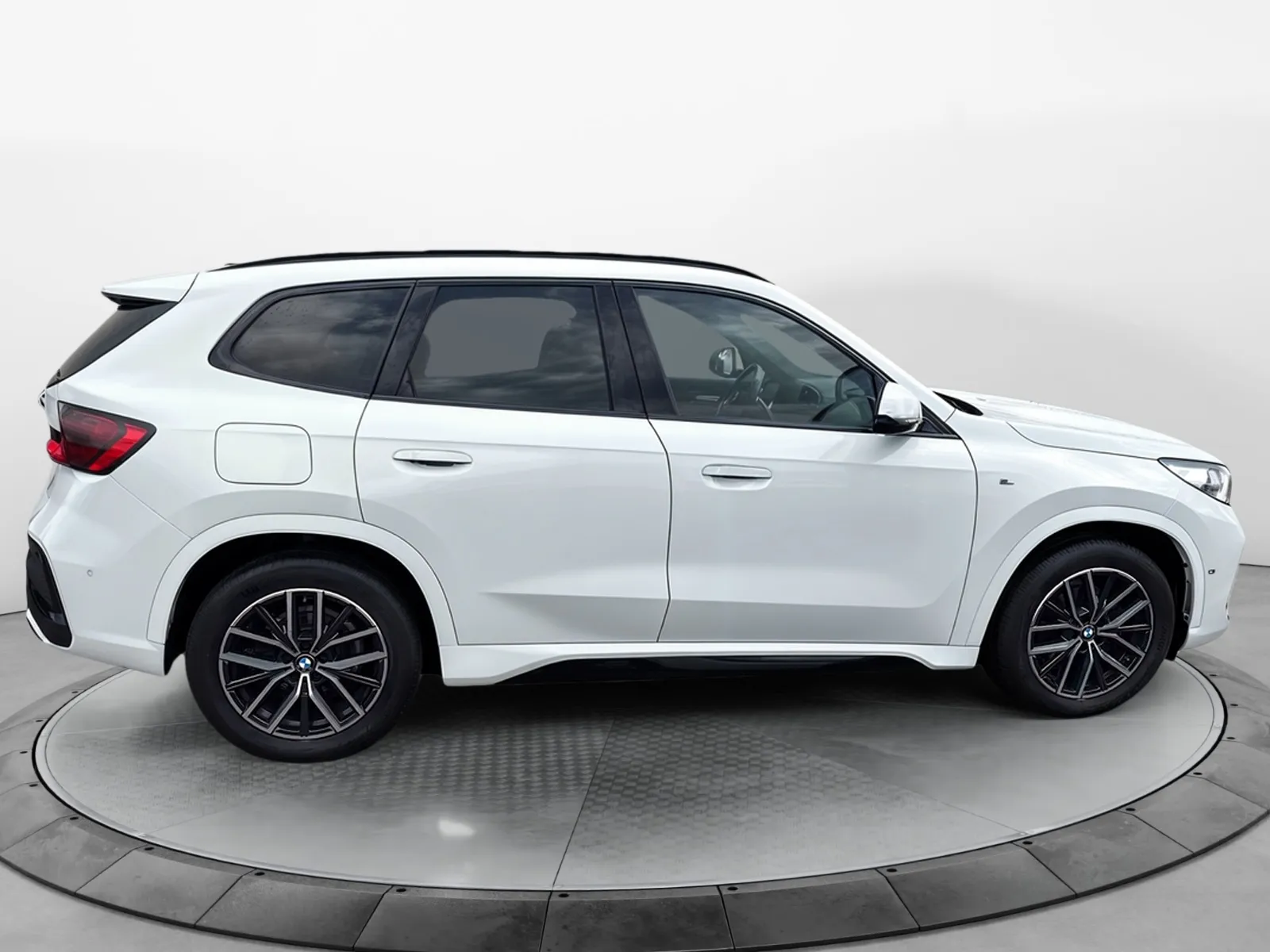 Acheter une bmw X1 sDrive 18i 136ch DKG7 d’occasion avec 52877km disponible immédiatement - photo 6