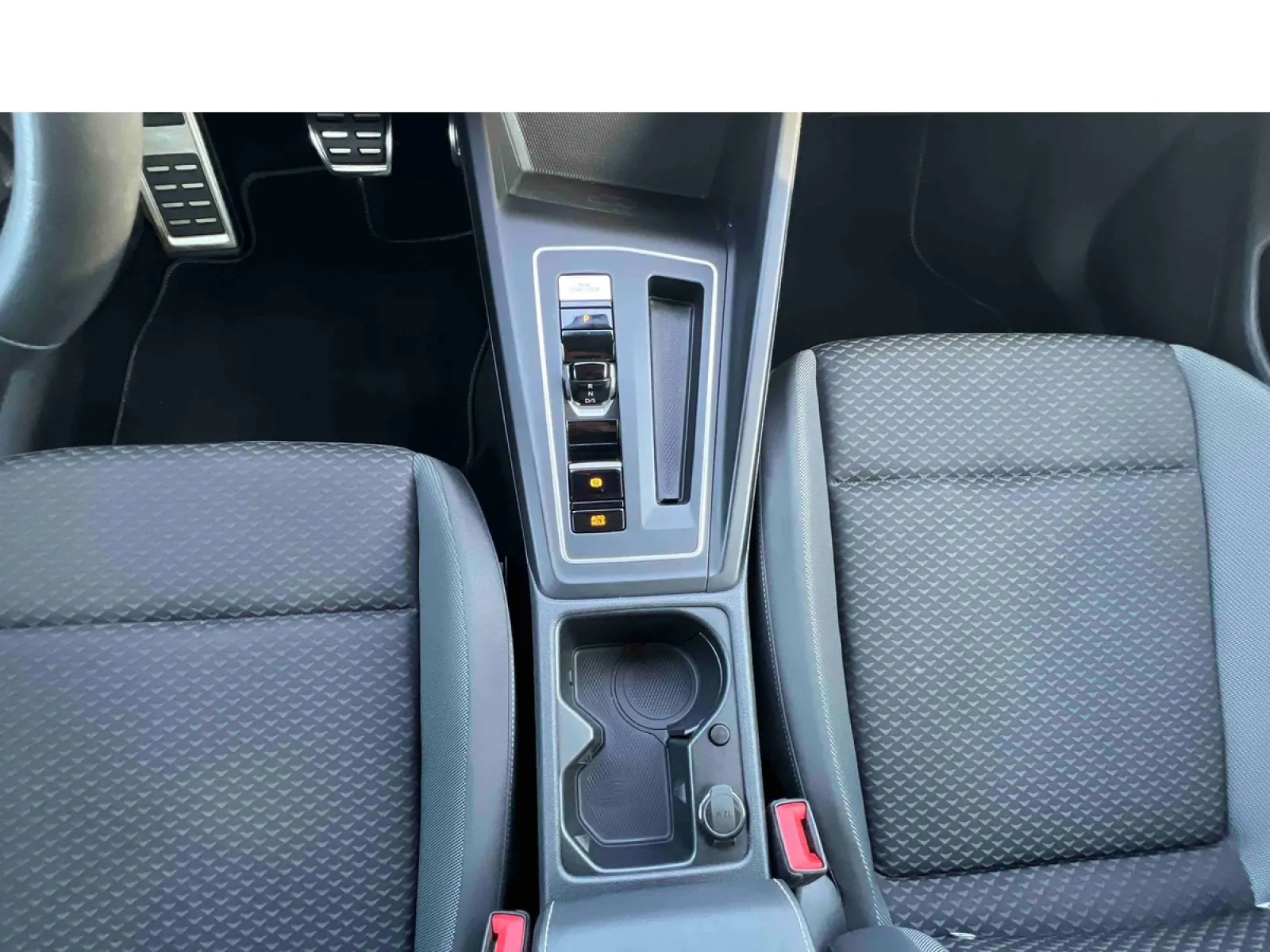 Acheter une volkswagen Golf 1.5 eTSI OPF 130 DSG7 d’occasion avec 72610km disponible immédiatement - photo 30