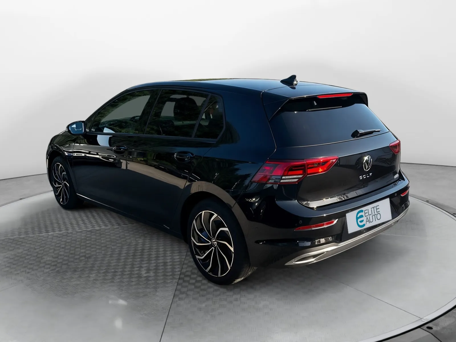Acheter une volkswagen Golf 1.5 eTSI OPF 130 DSG7 d’occasion avec 72610km disponible immédiatement - photo 3
