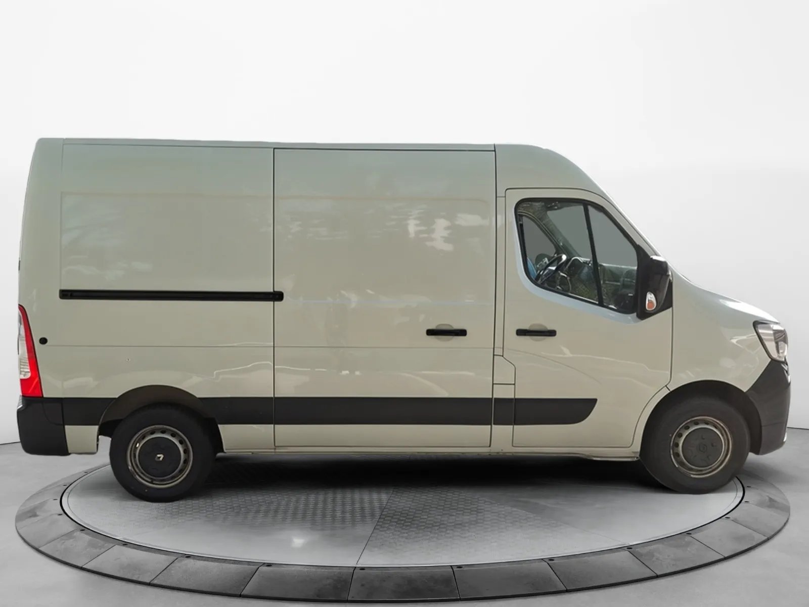 Acheter une renault MASTER FGN TRAC F3300 L2H2 BLUE DCI 135 d’occasion avec 57507km disponible immédiatement - photo 6