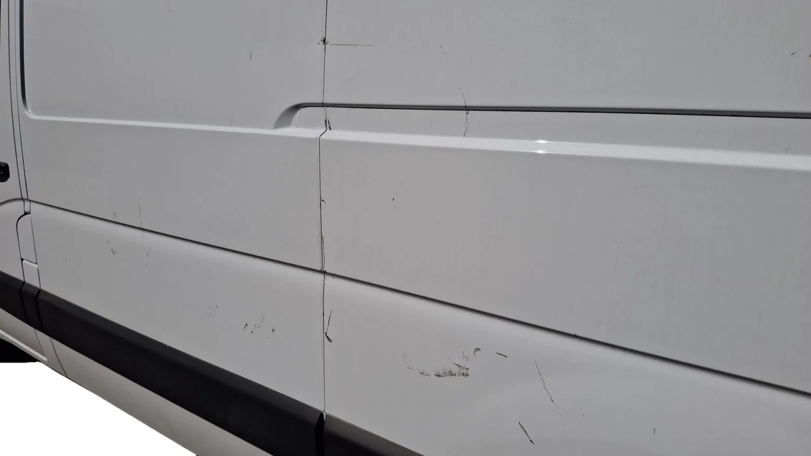 Acheter une renault MASTER FGN TRAC F3300 L2H2 BLUE DCI 135 d’occasion avec 57507km disponible immédiatement - photo 18