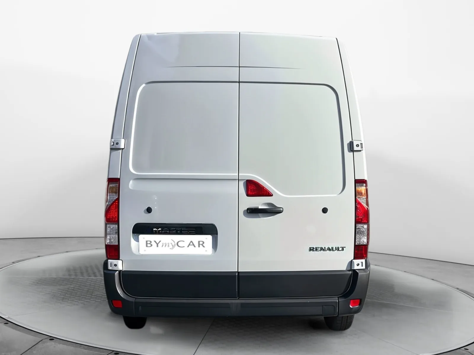 Acheter une renault MASTER FGN TRAC F3500 L2H2 BLUE DCI 135 d’occasion avec 15620km disponible immédiatement - photo 4