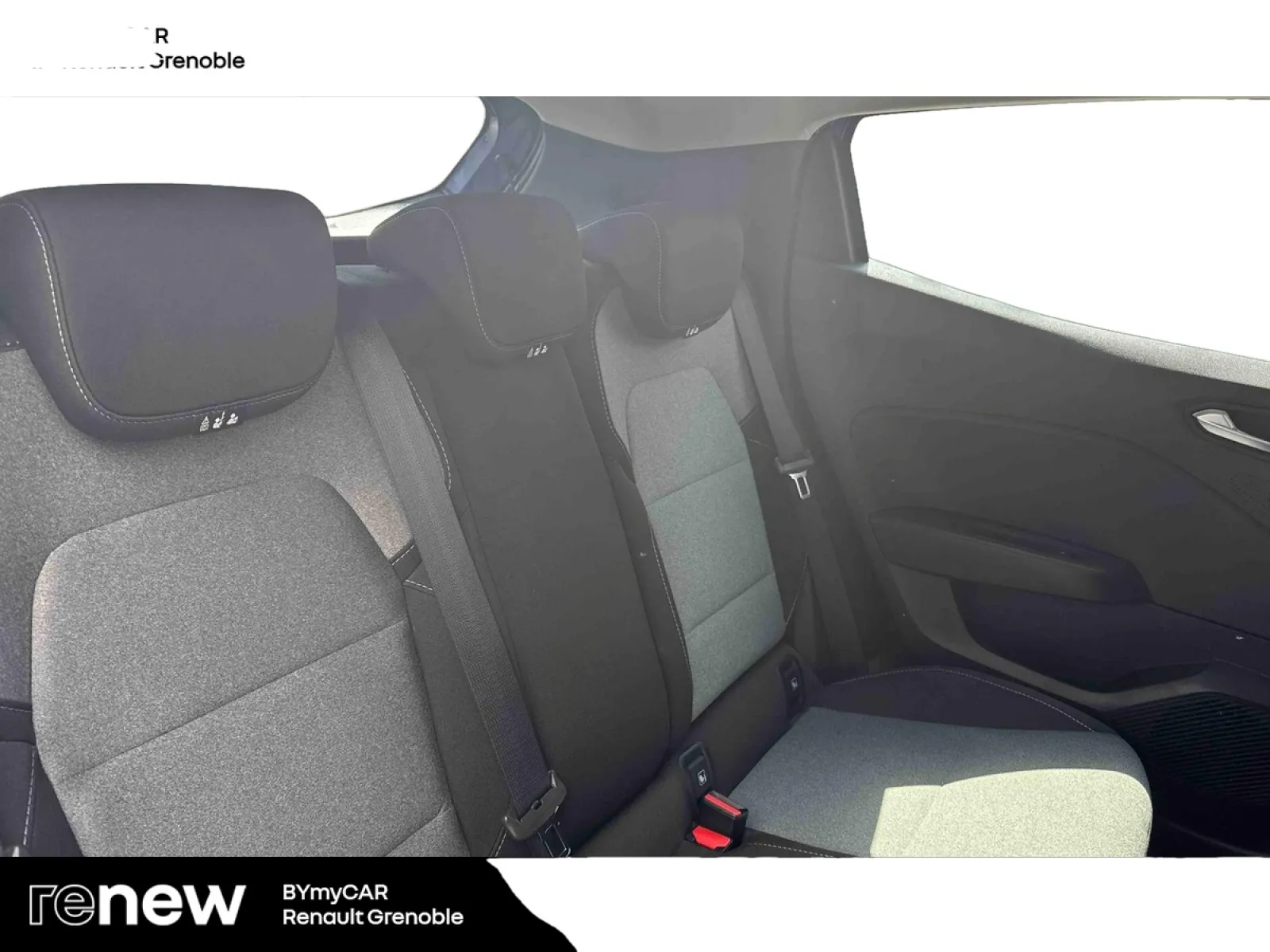 Acheter une renault Clio TCe 90 ch GSR2 d’occasion avec 7790km disponible immédiatement - photo 23