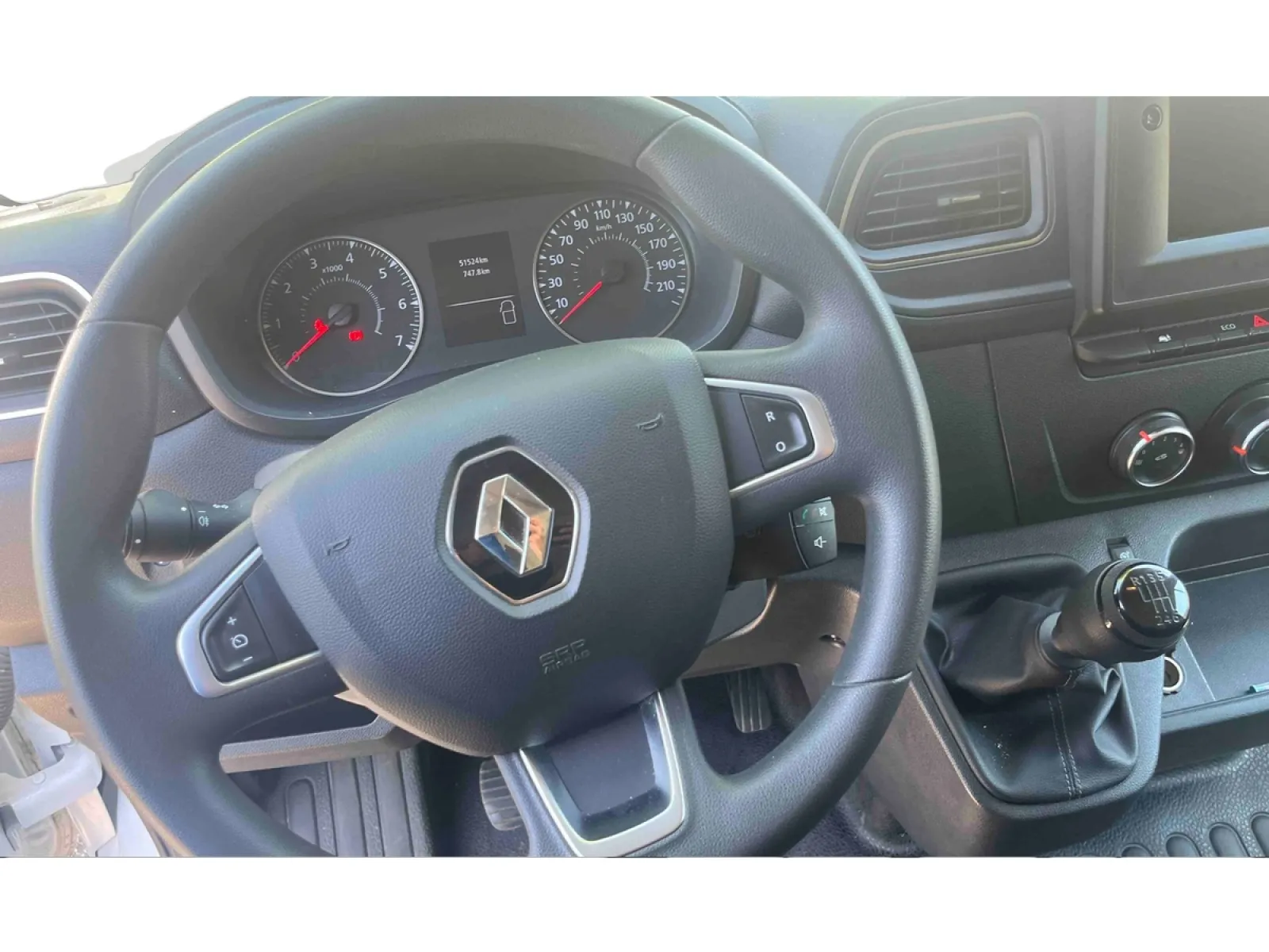 Acheter une renault MASTER FGN TRAC F3300 L2H2 BLUE DCI 135 d’occasion avec 50776km disponible immédiatement - photo 10