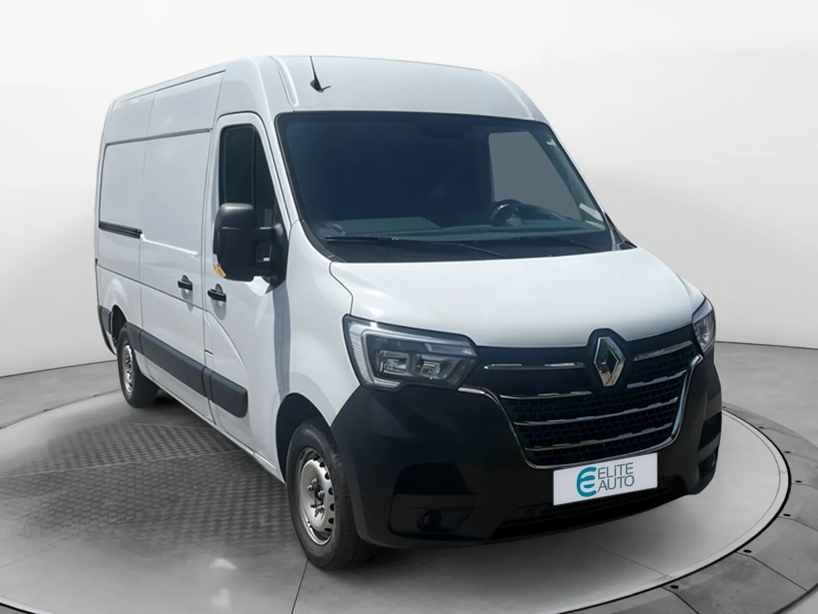 Acheter une renault MASTER FGN TRAC F3300 L2H2 BLUE DCI 135 d’occasion avec 50776km disponible immédiatement - photo 7