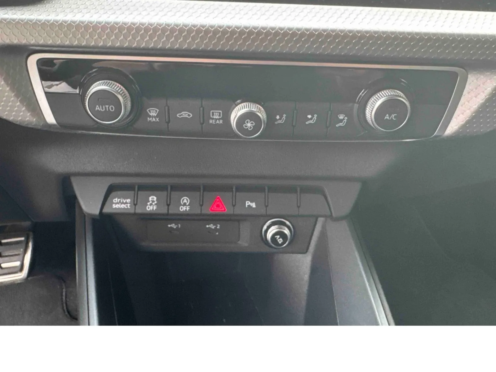 Acheter une audi A1 Sportback 35 TFSI 150 ch S tronic 7 d’occasion avec 15456km disponible immédiatement - photo 16