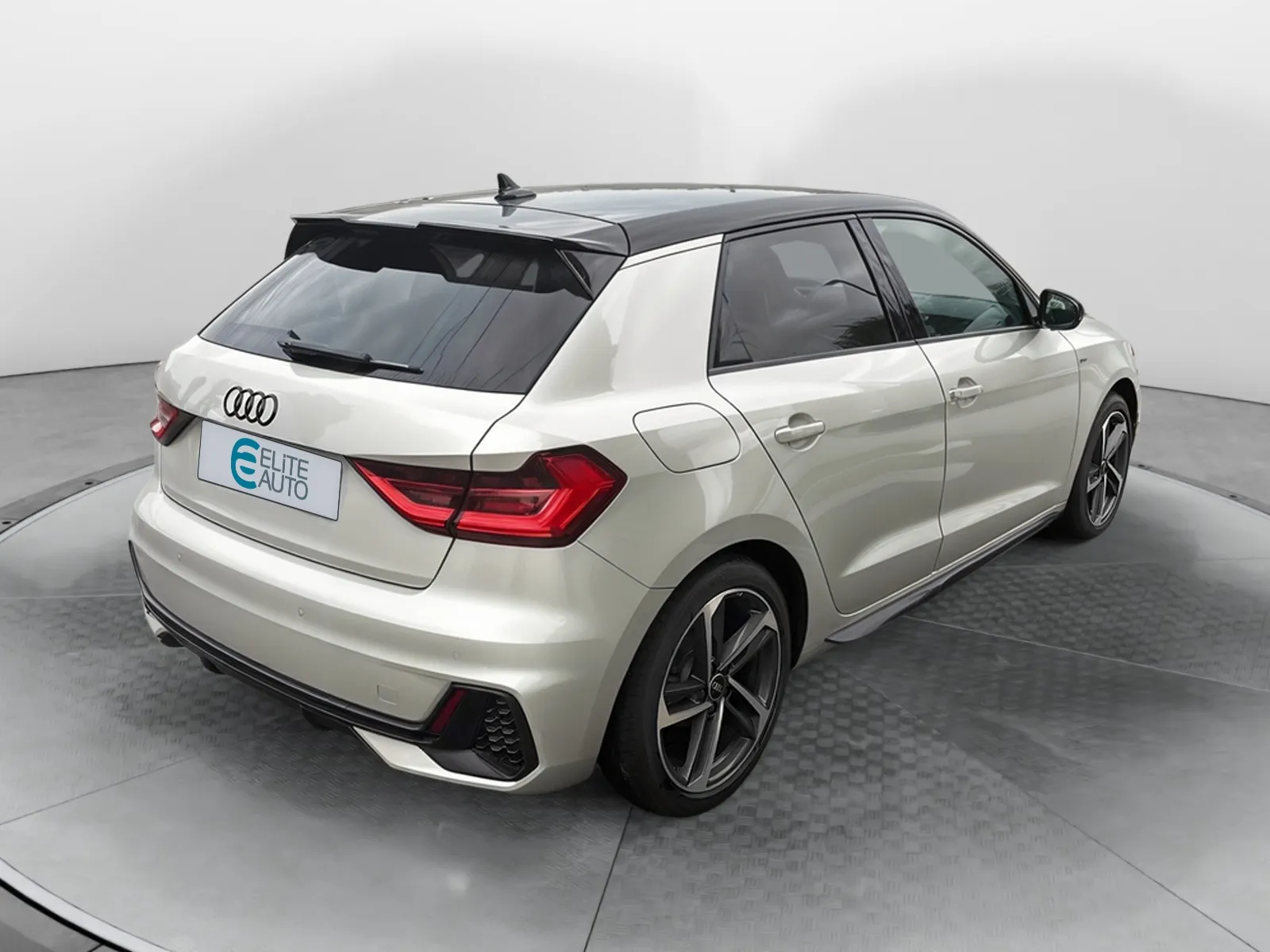 Acheter une audi A1 Sportback 35 TFSI 150 ch S tronic 7 d’occasion avec 15456km disponible immédiatement - photo 5