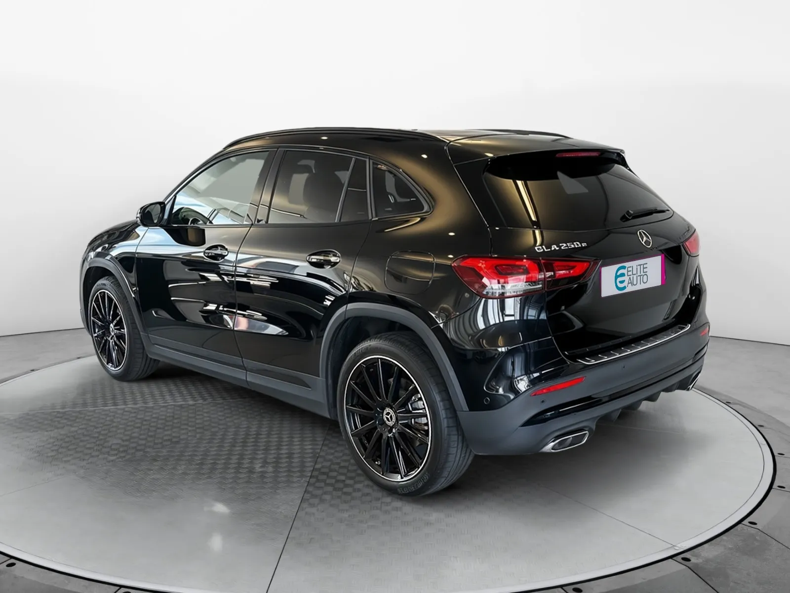 Acheter une mercedes GLA 250 e 8G-DCT d’occasion avec 36990km disponible immédiatement - photo 3