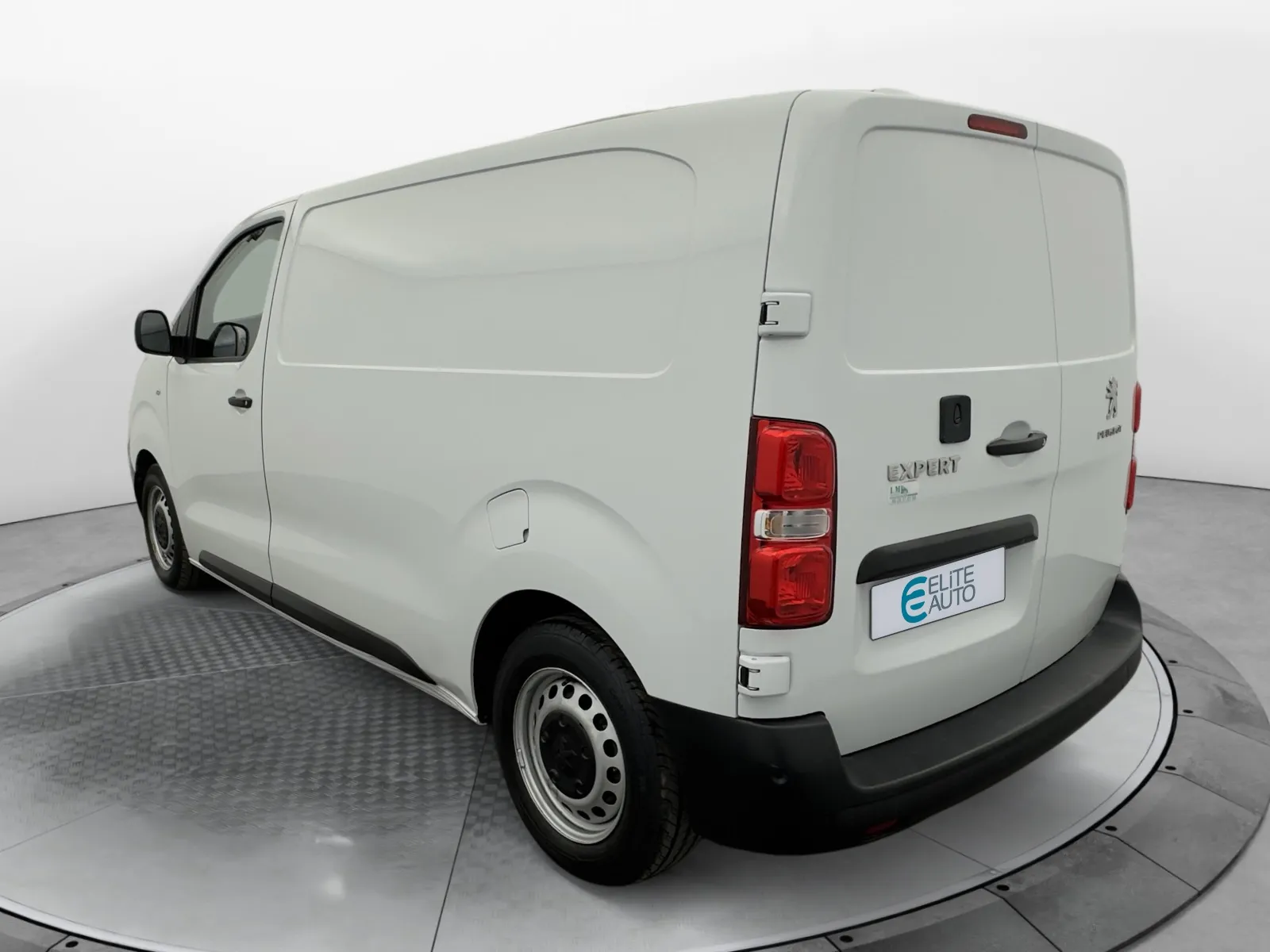 Acheter une peugeot EXPERT FGN M BLUEHDI 145 S&S EAT8 d’occasion avec 30590km disponible immédiatement - photo 3