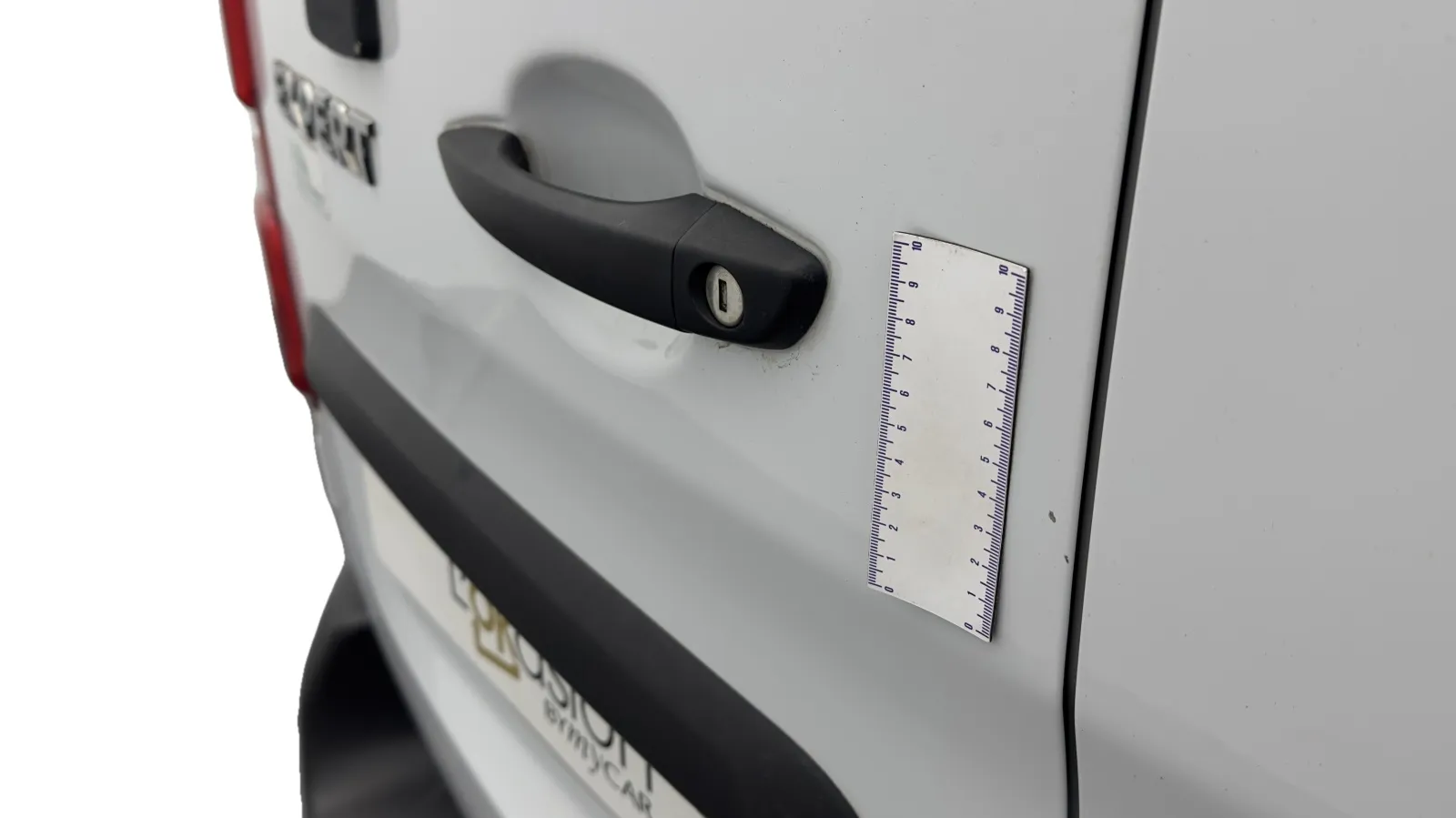 Acheter une peugeot EXPERT FGN M BLUEHDI 145 S&S EAT8 d’occasion avec 30590km disponible immédiatement - photo 30