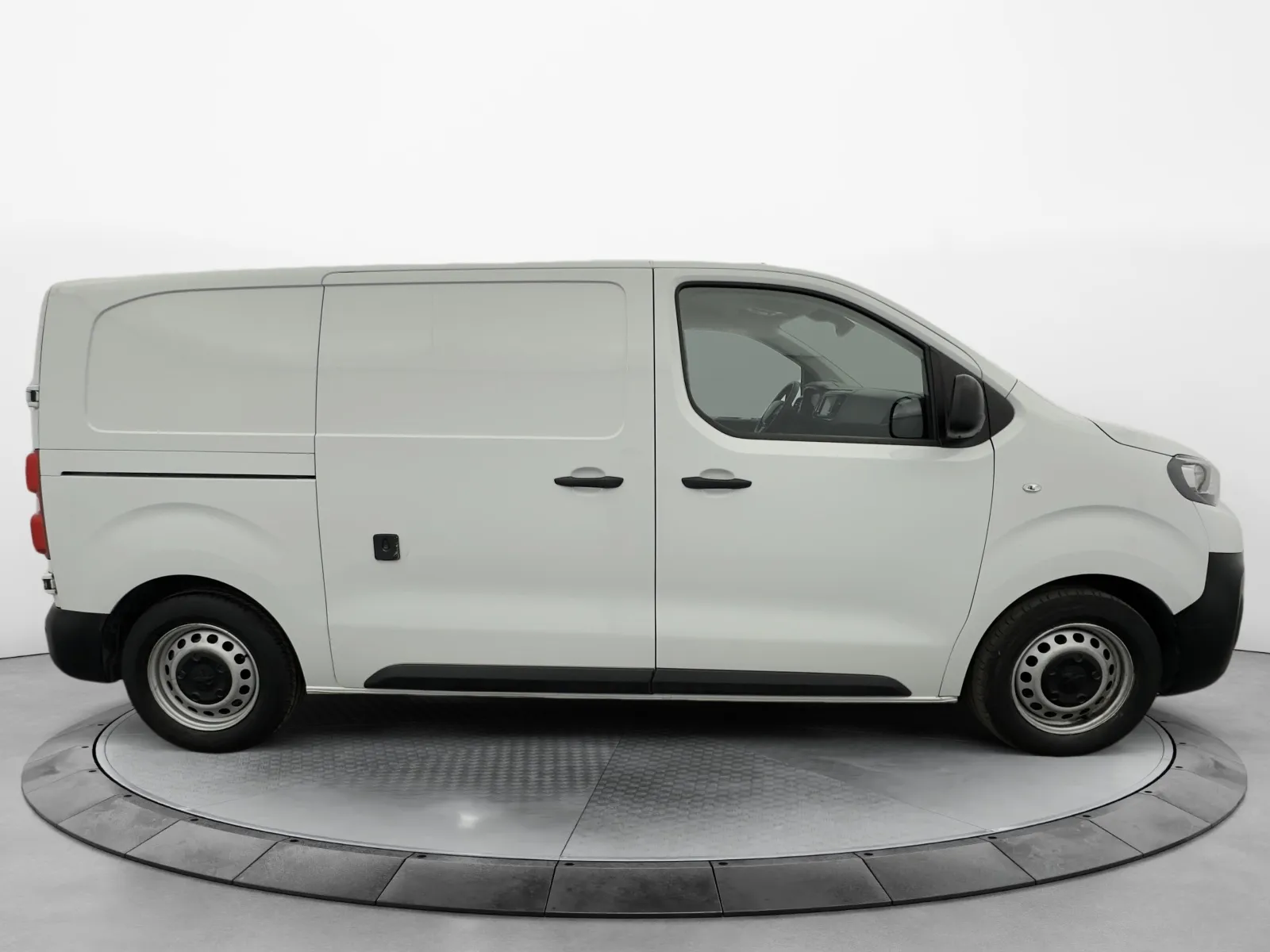 Acheter une peugeot EXPERT FGN M BLUEHDI 145 S&S EAT8 d’occasion avec 30590km disponible immédiatement - photo 6