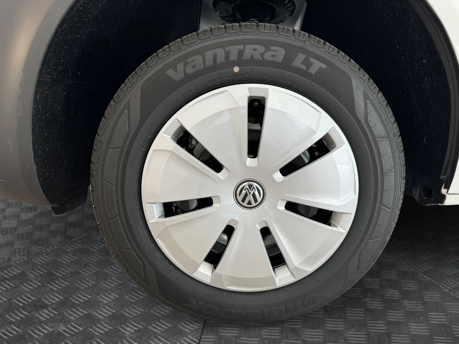 Acheter une volkswagen TRANSPORTER 6.1 VAN L1H1 2.0 TDI 110 BVM5 d’occasion avec 20000km disponible immédiatement - photo 10