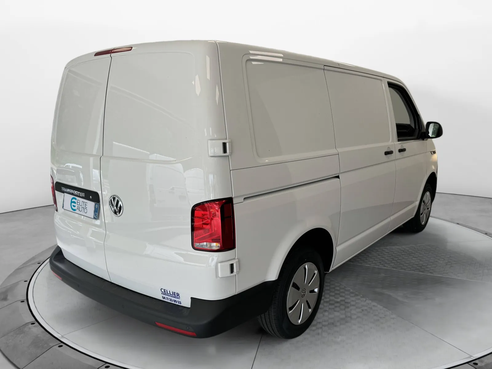 Acheter une volkswagen TRANSPORTER 6.1 VAN L1H1 2.0 TDI 110 BVM5 d’occasion avec 20000km disponible immédiatement - photo 3