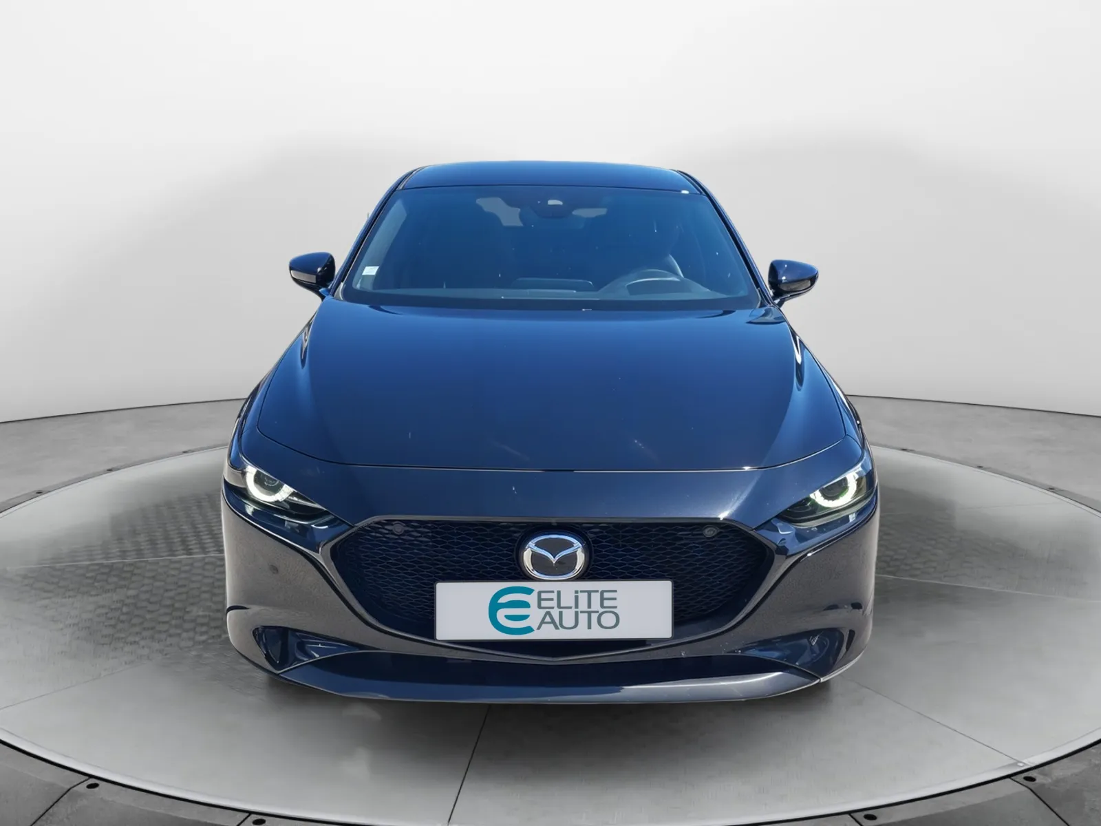 Acheter une mazda Mazda3 5 portes 2.0L SKYACTIV-X M Hybrid 180 ch 4x4 BVM6 d’occasion avec 36861km disponible immédiatement - photo 8