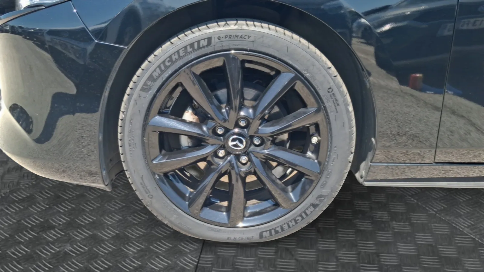 Acheter une mazda Mazda3 5 portes 2.0L SKYACTIV-X M Hybrid 180 ch 4x4 BVM6 d’occasion avec 36861km disponible immédiatement - photo 14