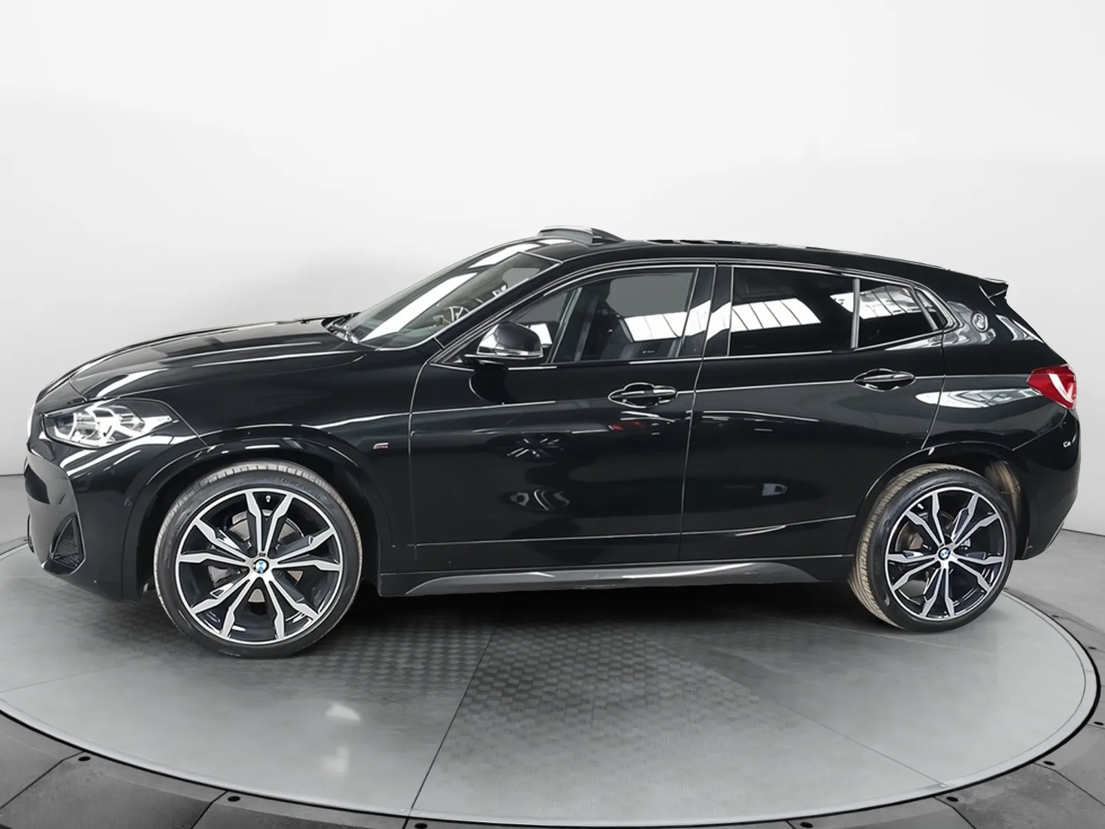 Acheter une bmw X2 sDrive 18d 150 ch BVA8 d’occasion avec 32680km disponible immédiatement - photo 2