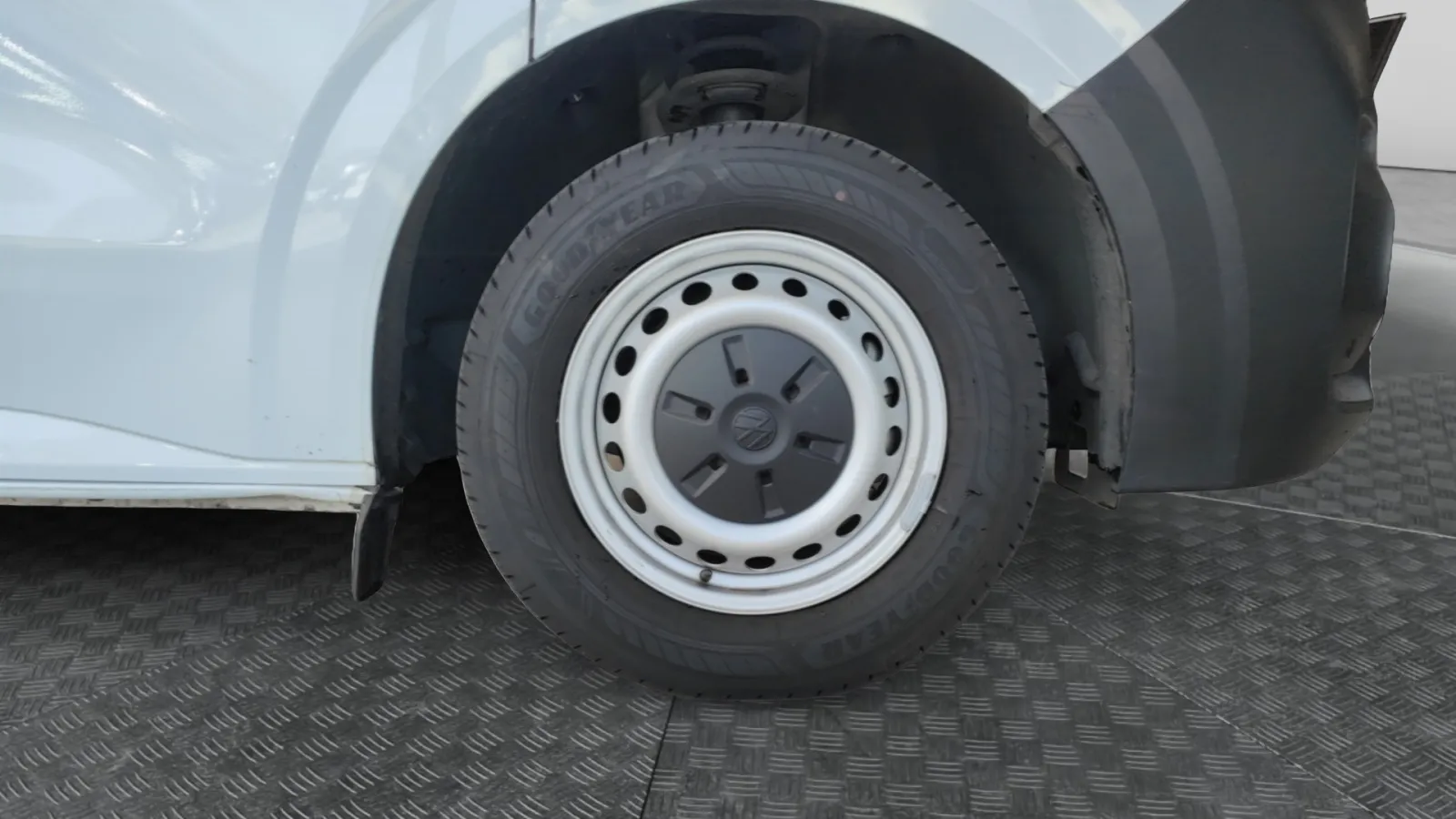 Acheter une volkswagen TRANSPORTER VAN L1H1 2.0 TDI 150 BVA8 d’occasion avec 14913km disponible immédiatement - photo 13