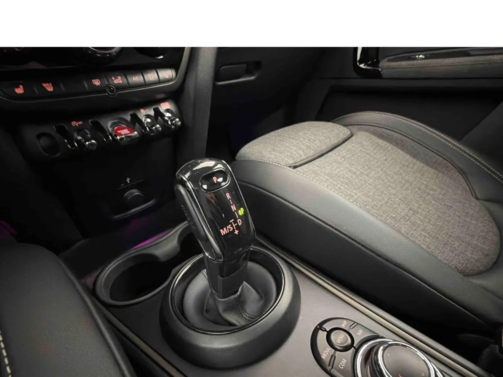 Acheter une mini Countryman 136 ch BVA7 d’occasion avec 76550km disponible immédiatement - photo 24